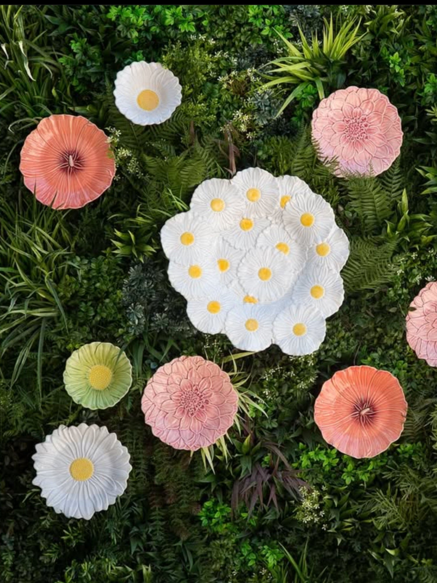 Daisy plate, Maria Flor collection