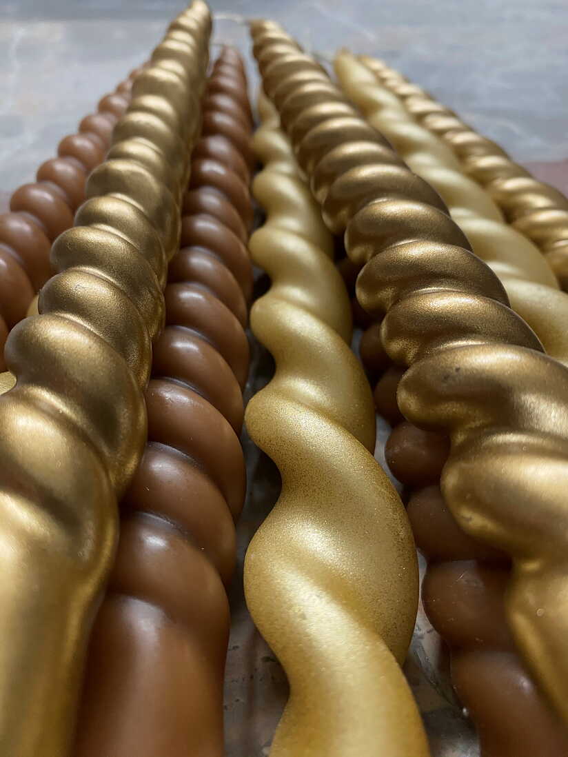 Twisted candle, set of 2 (many colours)