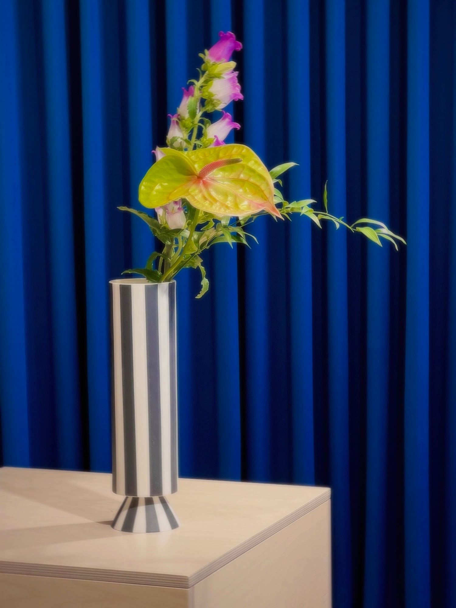 Toppu vase, tall