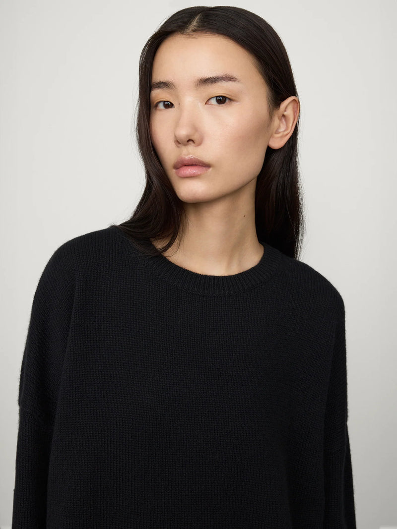Mila cashmere sweater, black