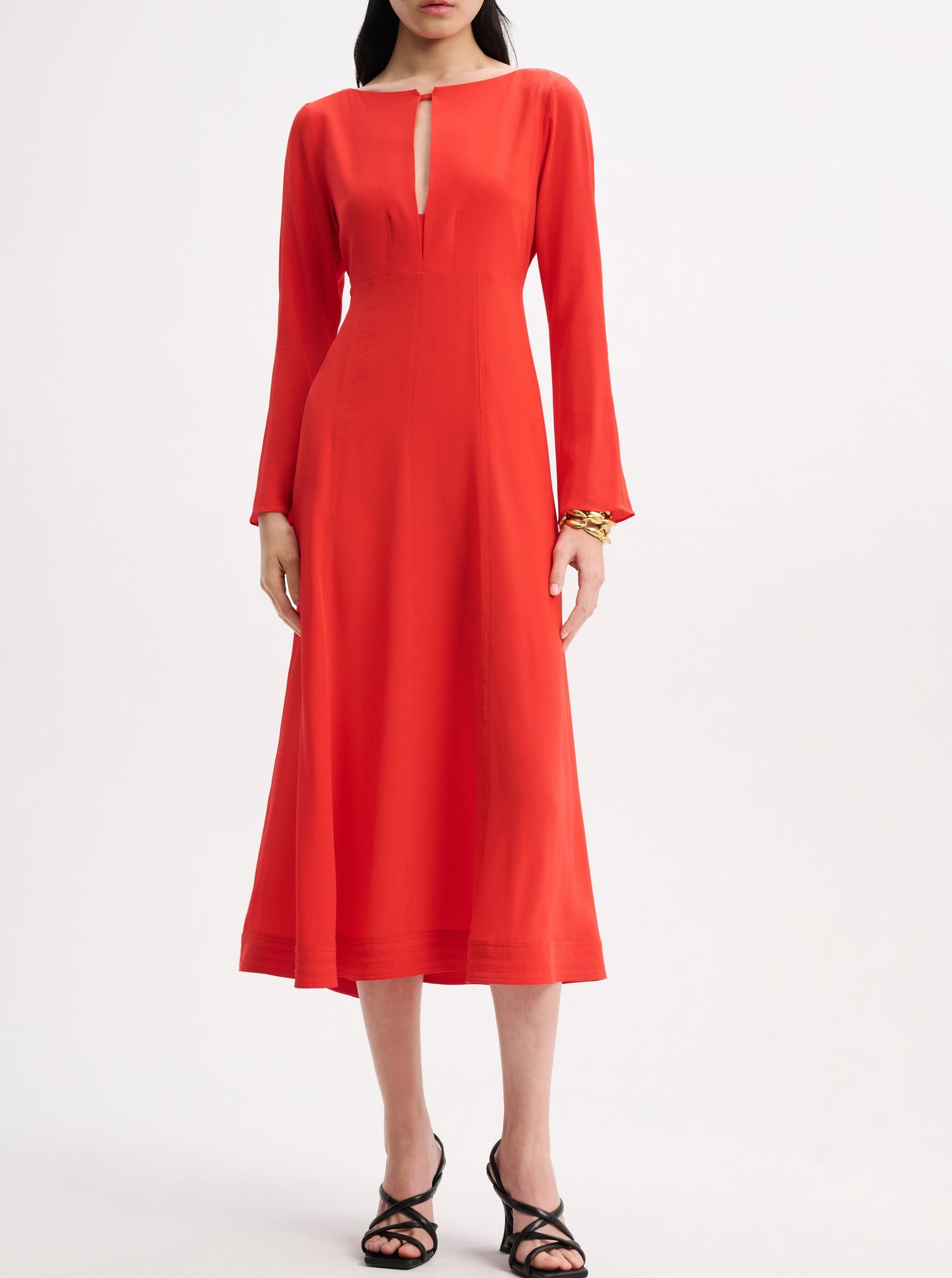 SOPHISTICATED VOLUMES dress, shiny red