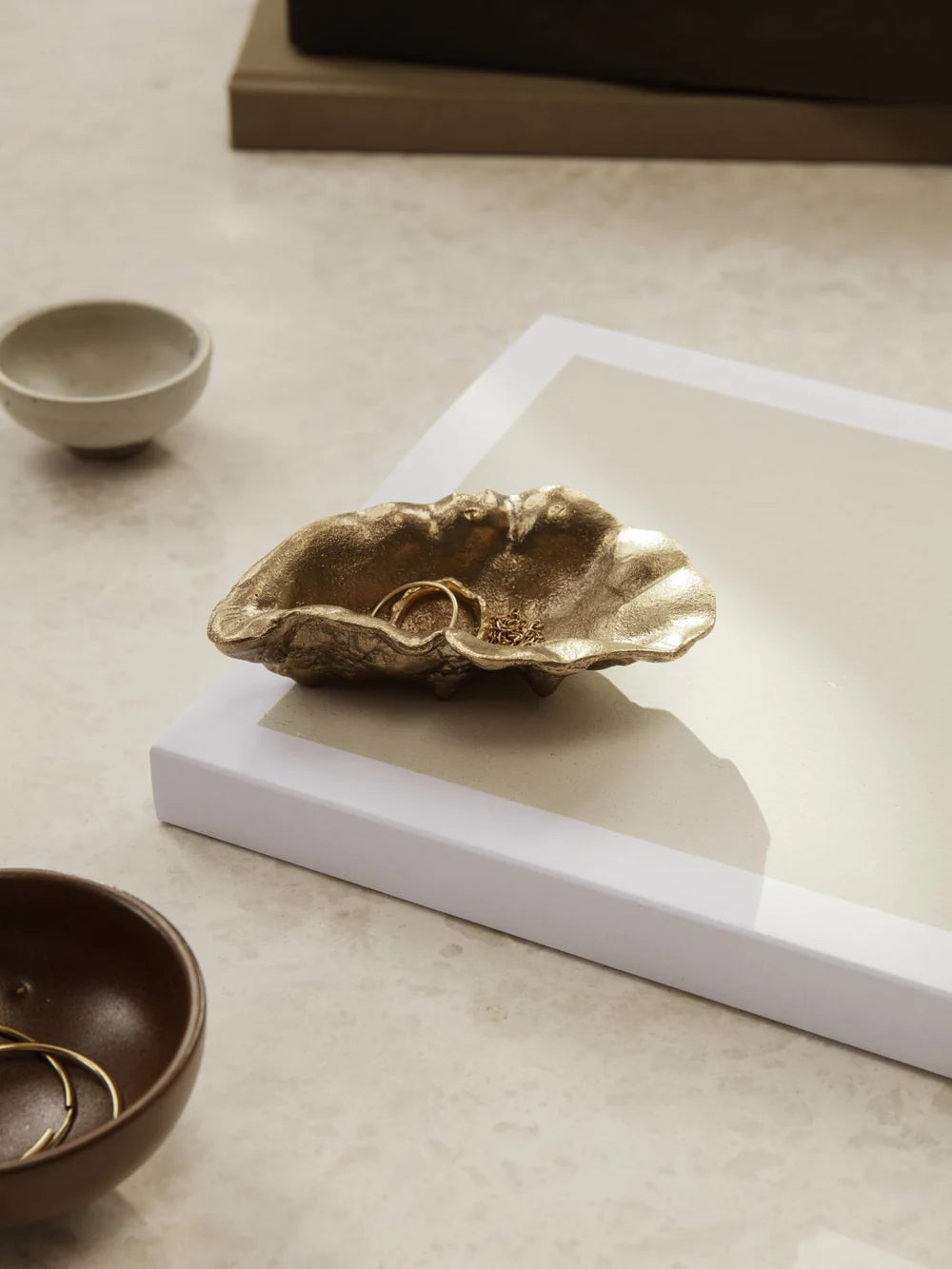 Bowl Oyster, brass