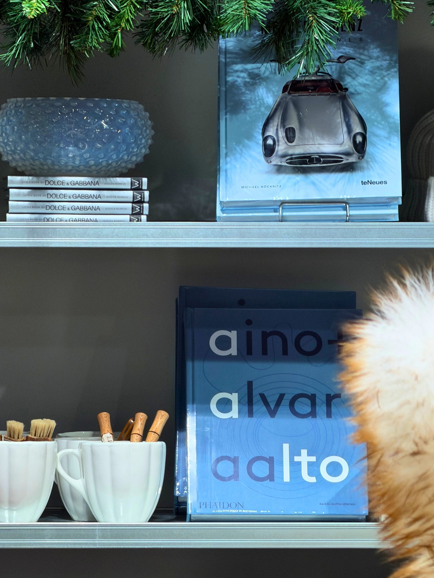 The Classic cars book