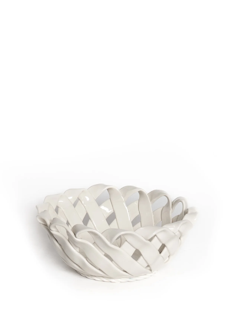 Ribbon weave round basket