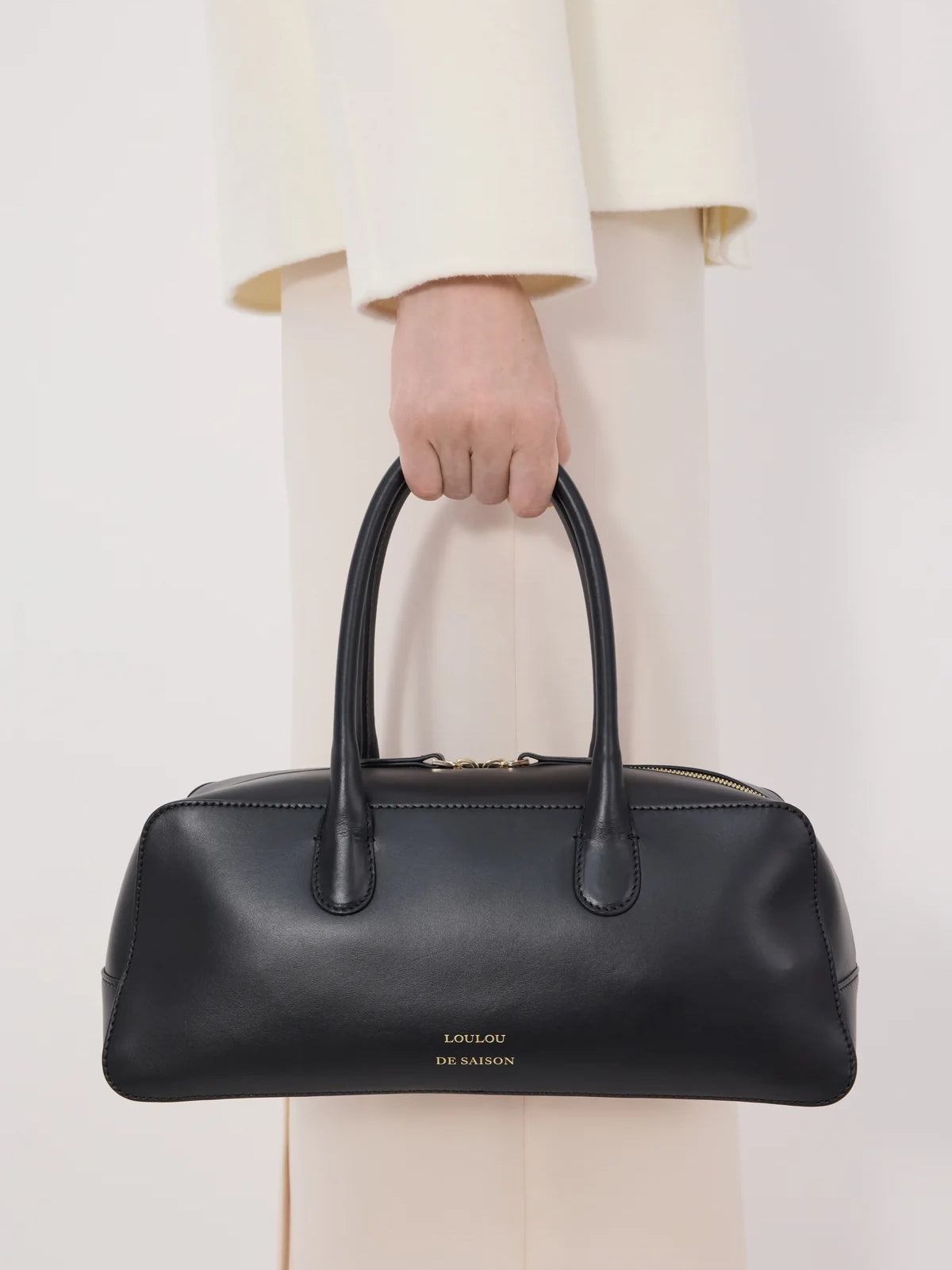 Seth calf leather rectangular handbag, black