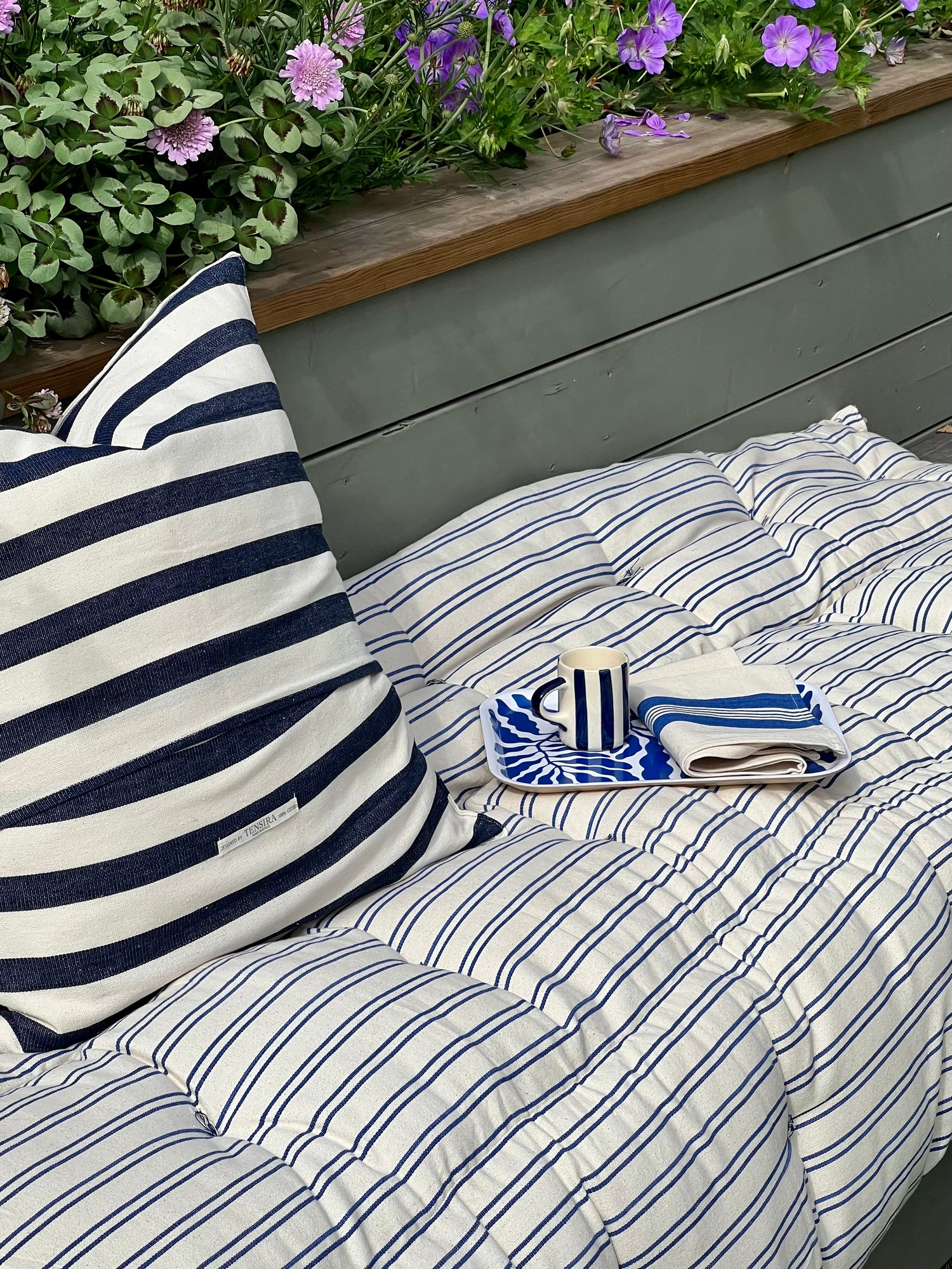 Bedroll / mattress no 4, blue stripes (90x190 cm)