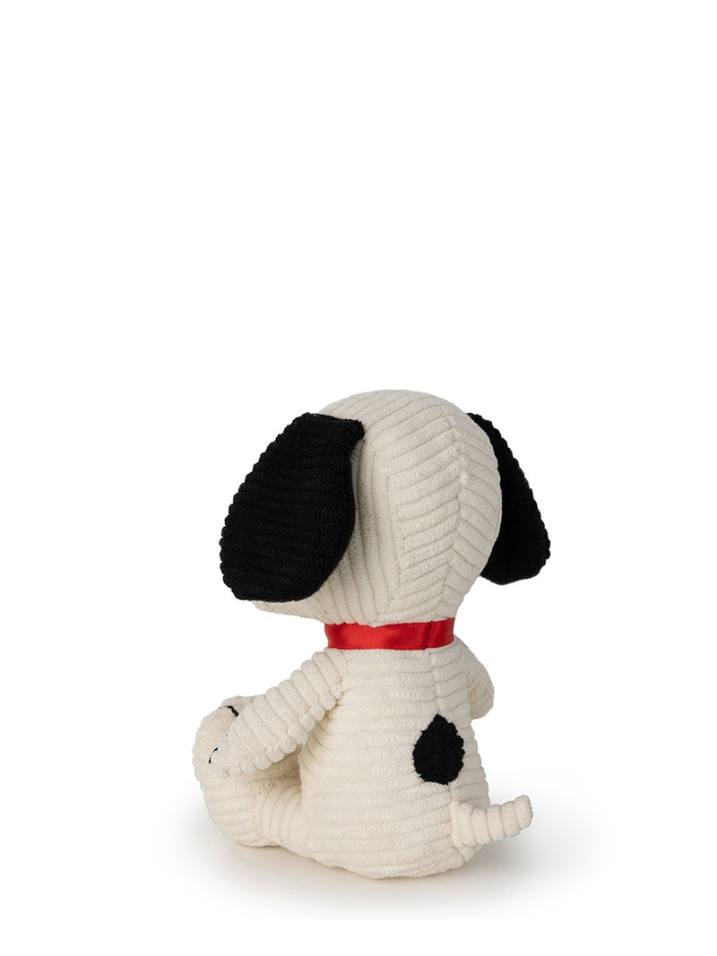 Small sitting Snoopy corduroy soft toy (12 cm)