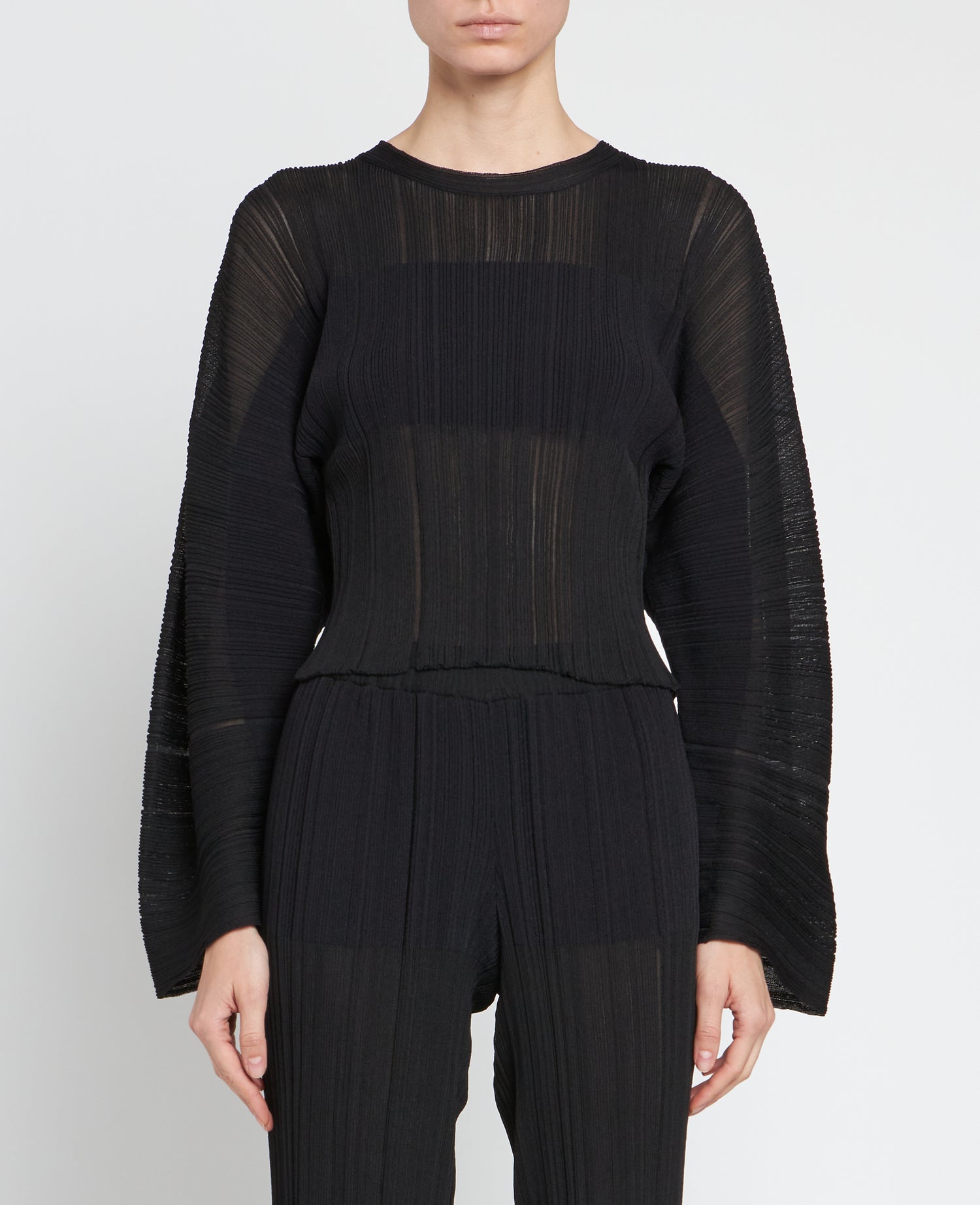 Lightweight Plisse Knit Jumper, black