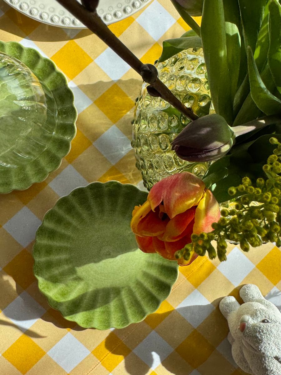 Large Globe hobnail vase, olive green (24cm)