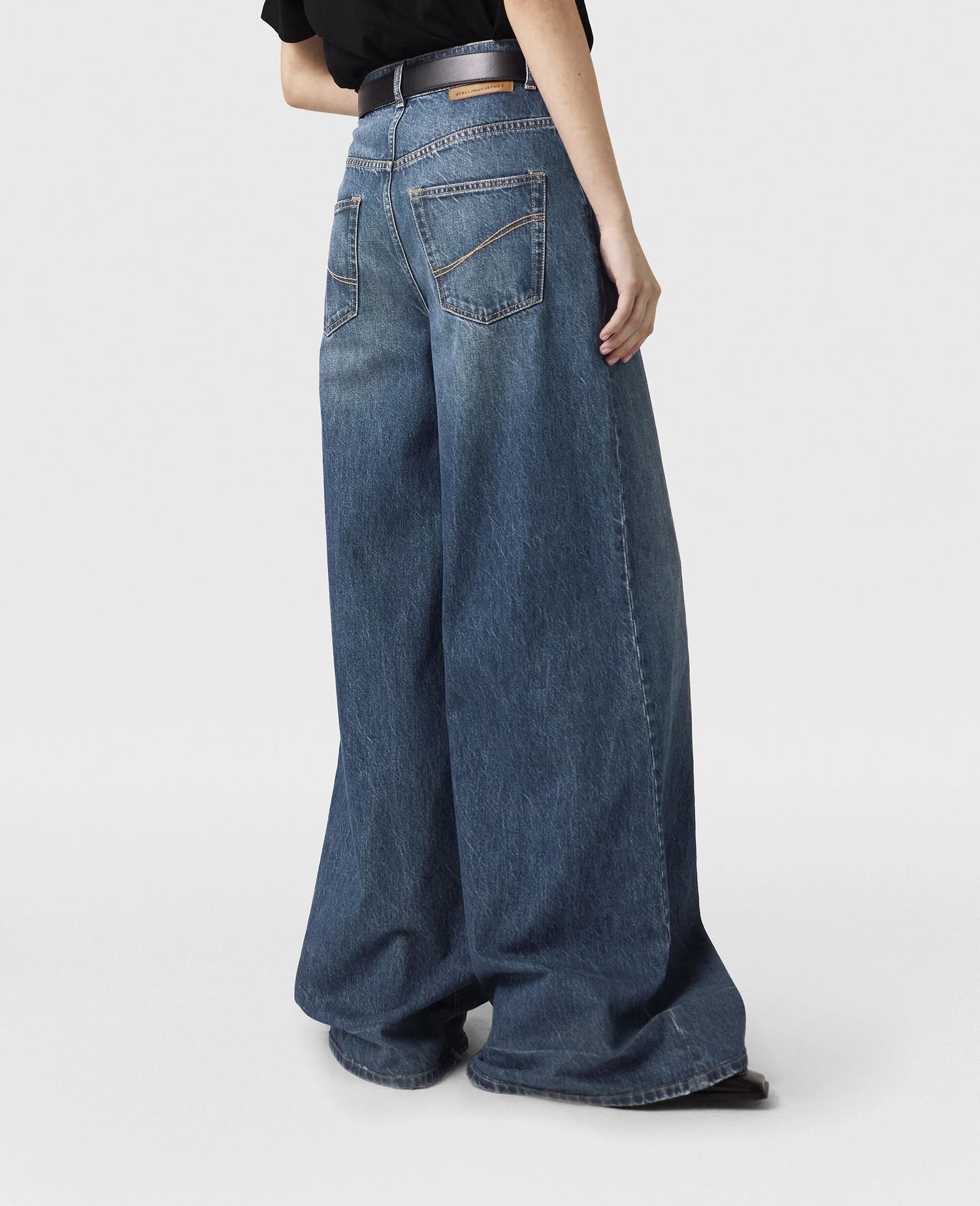 Wide high waist leg jeans, dark blue
