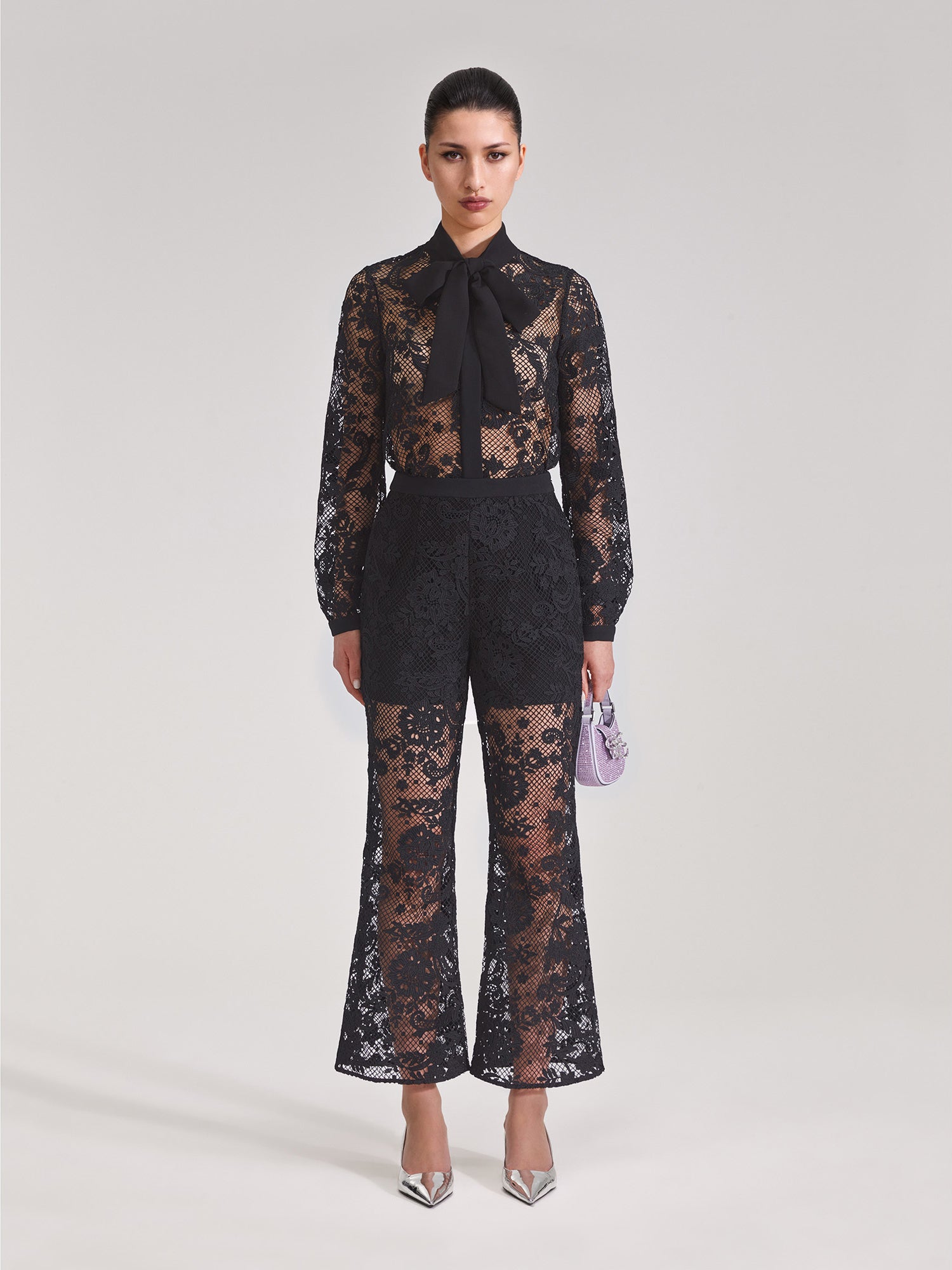 BLACK LACE BOW SHIRT, black