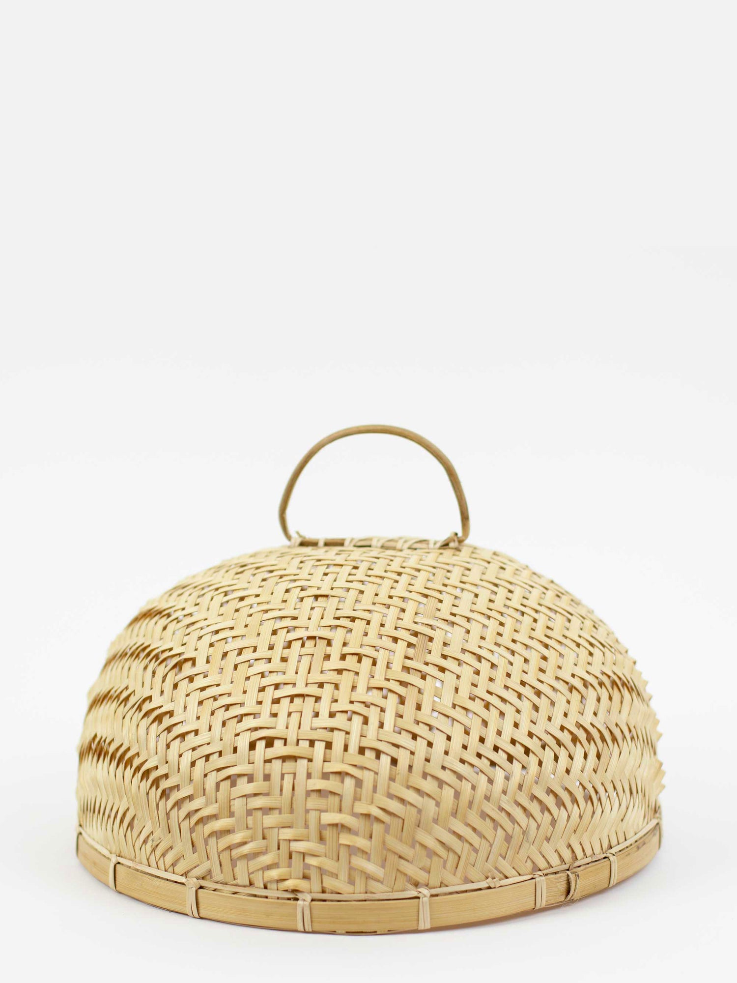 Food cover in bamboo