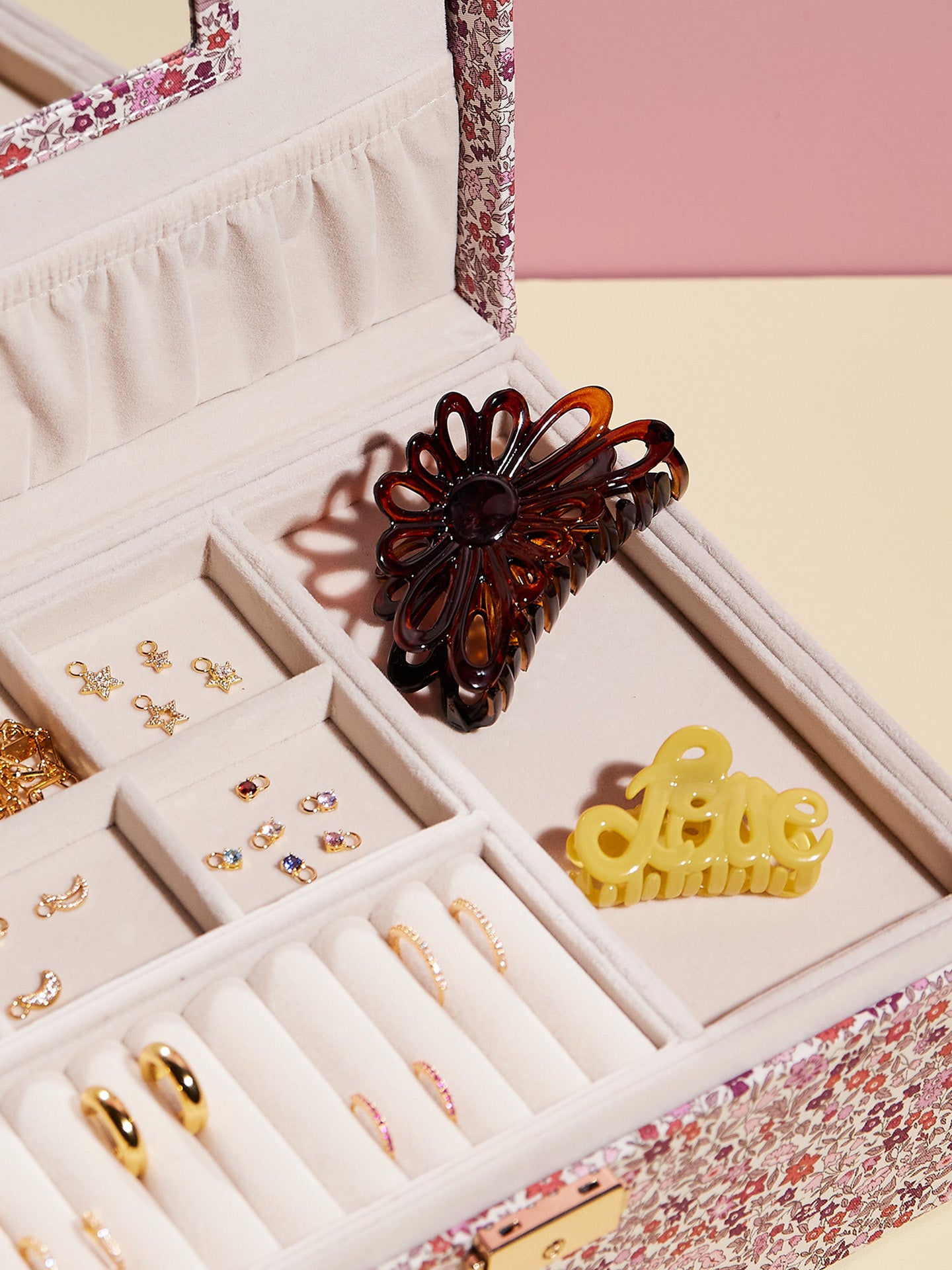 Small Love claw (5cm), various colours