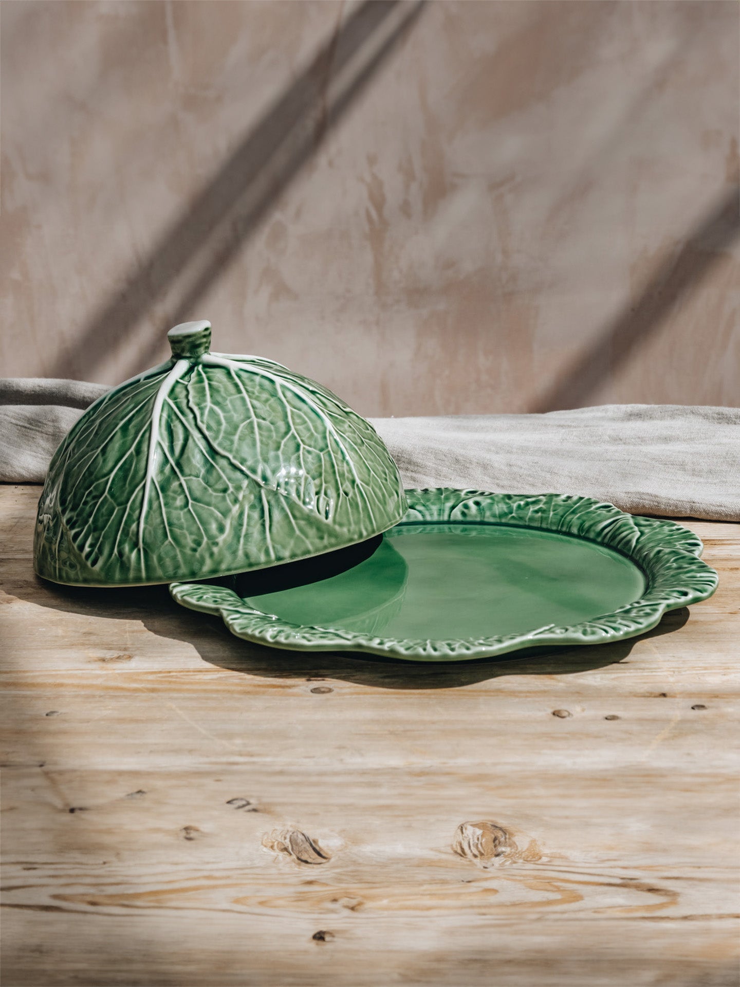 Round Cabbage Cheese Tray w. cover, green (34,5cm)
