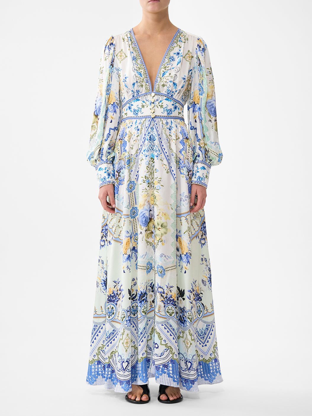 Shaped waistband dress with gathered sleeves, white-blue