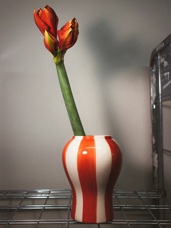 Sobremesa small vase, red