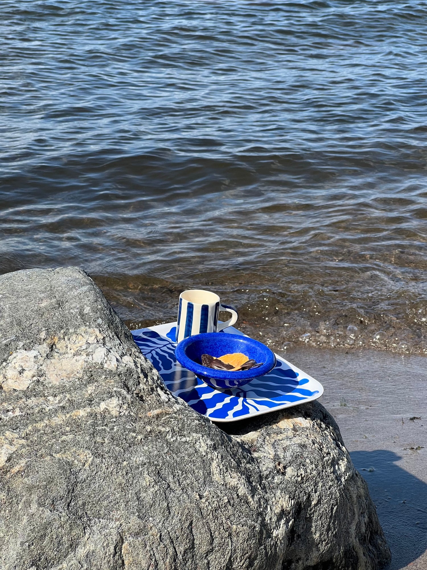 Leaves Deep Blue Mini Rectangle Serving Tray, Small