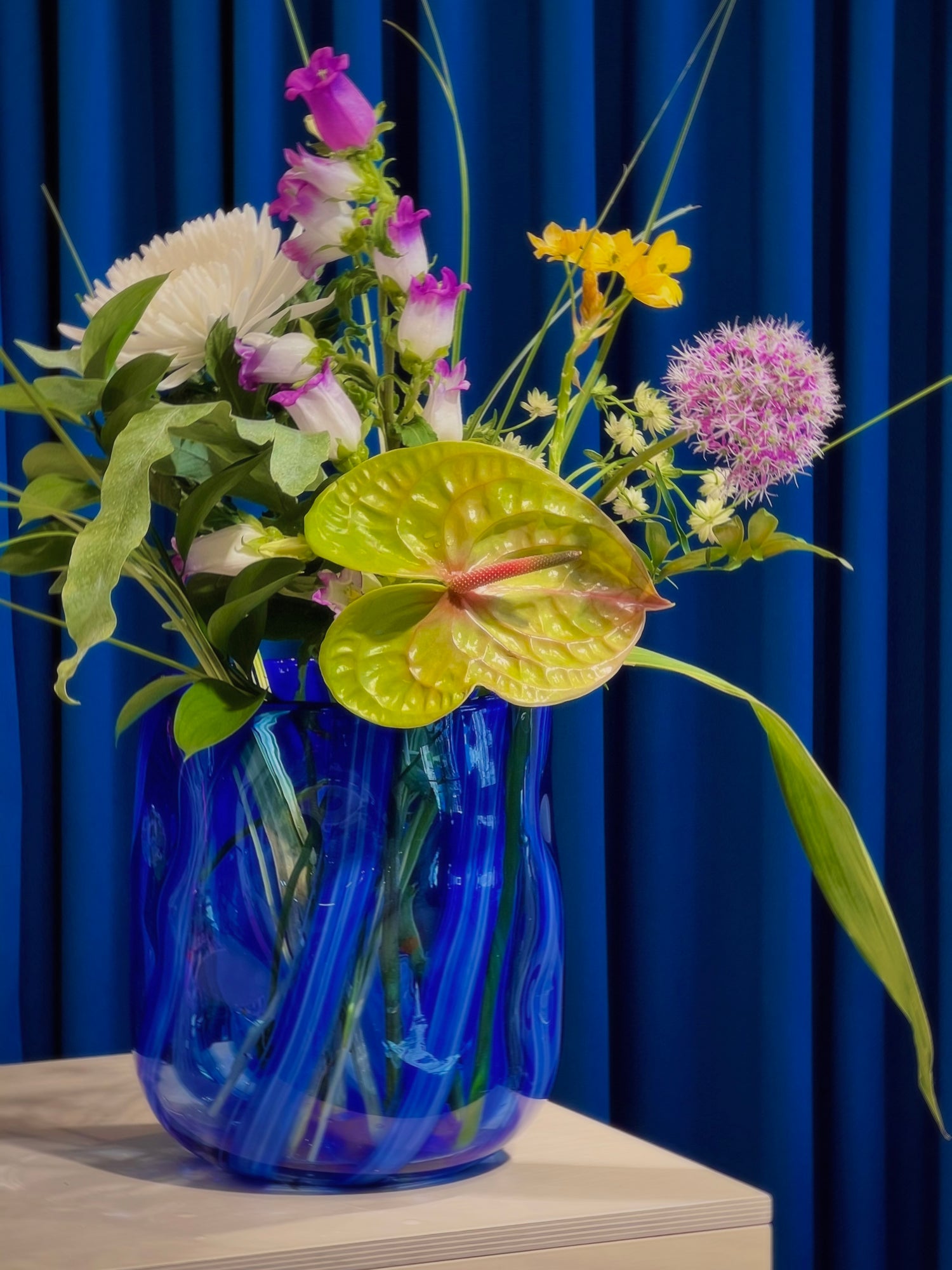 Vase Triton, Blue