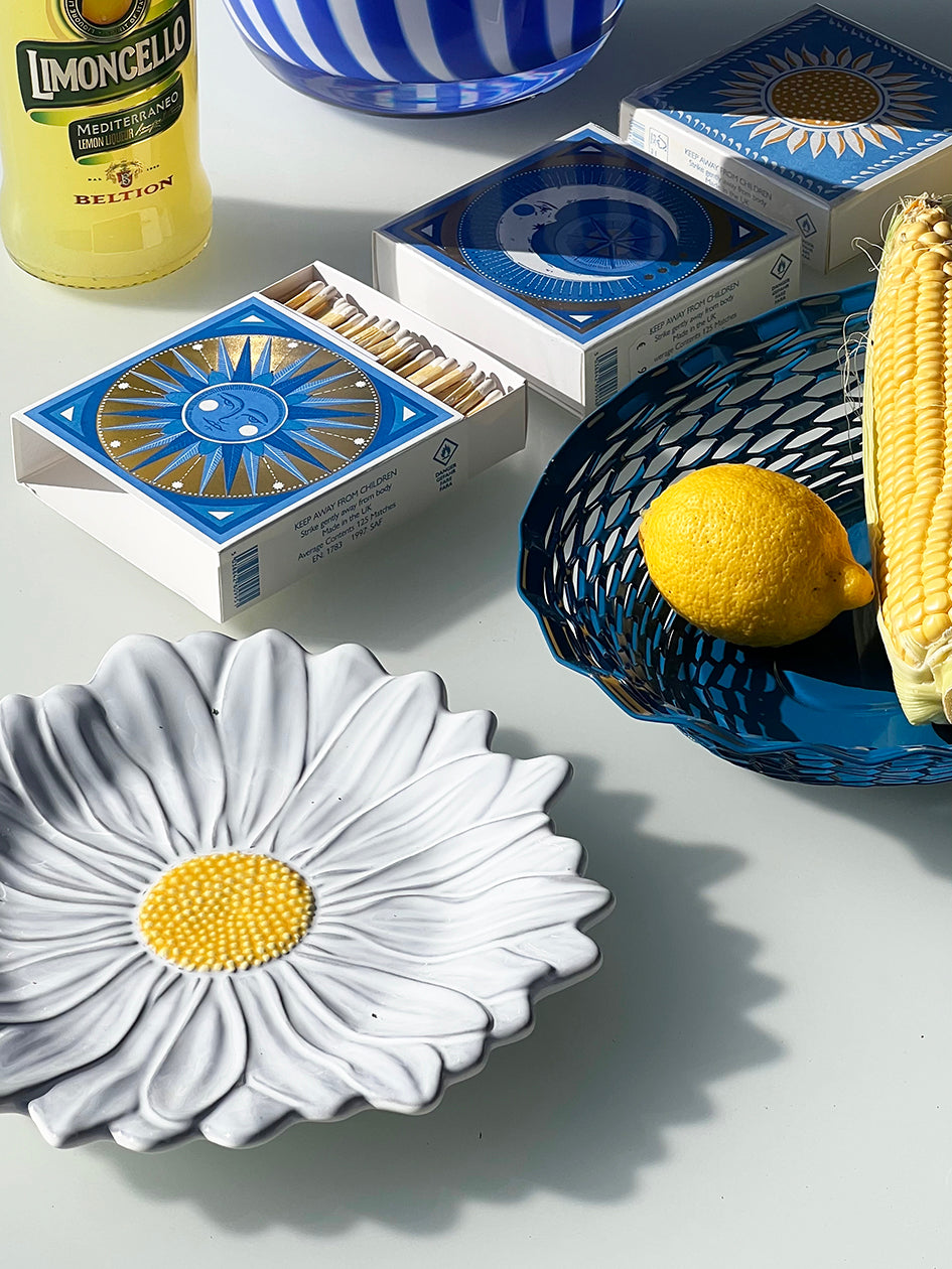 Daisy plate, Maria Flor collection