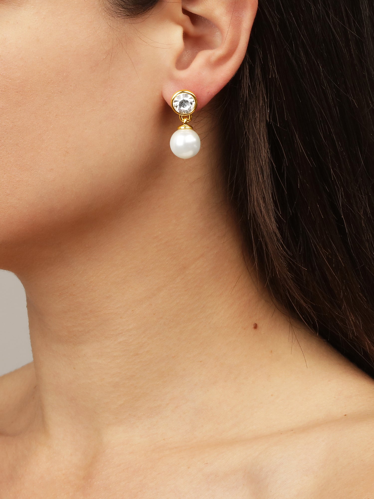 NETTE golden earrings, clear crystal - white pearl