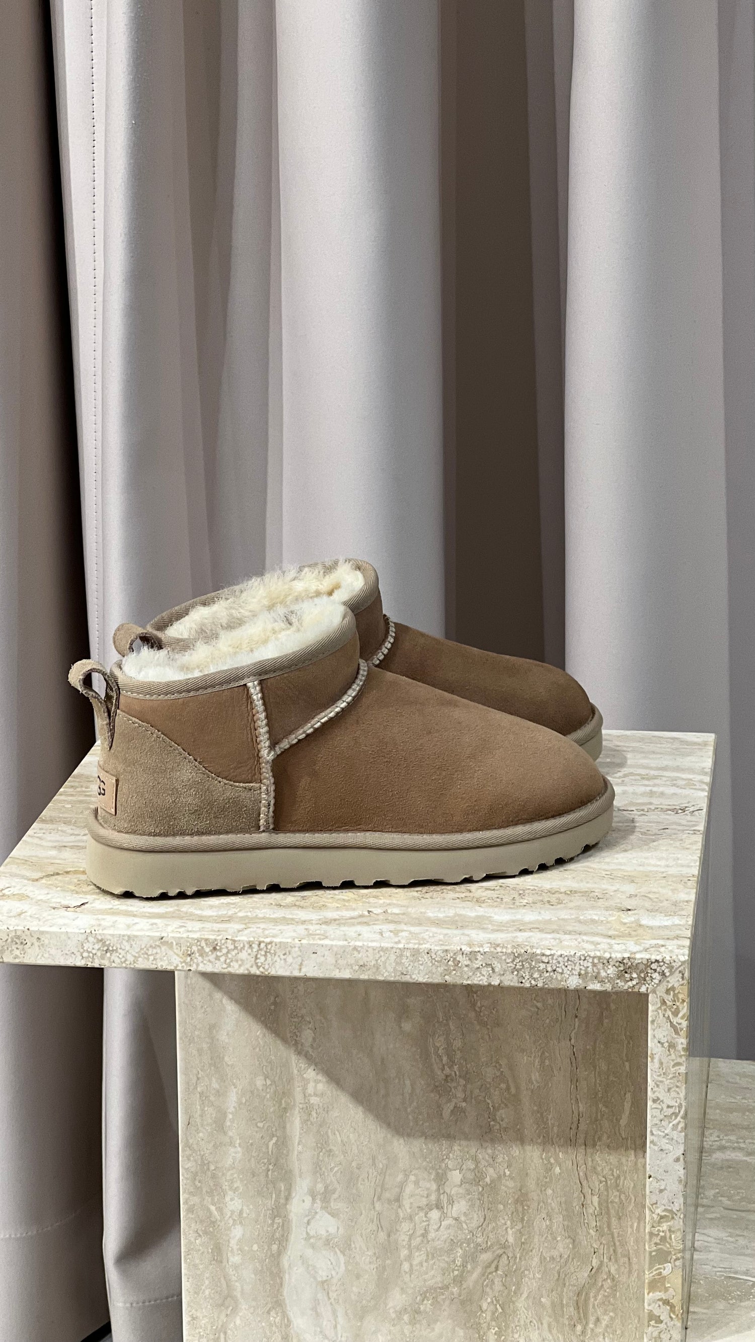Classic ultra mini suede boot, sand