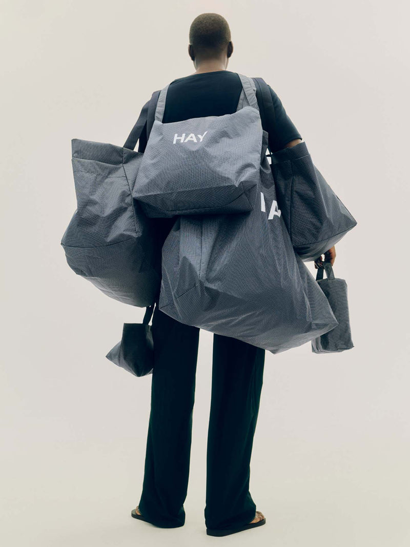 Grid weekend bag large, 2 colours