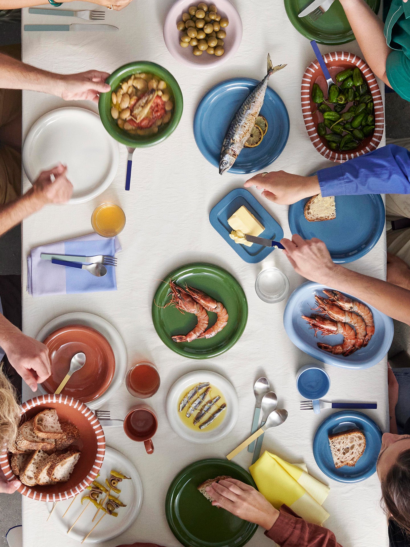 Barro Large Plate (Ø24), Off-white