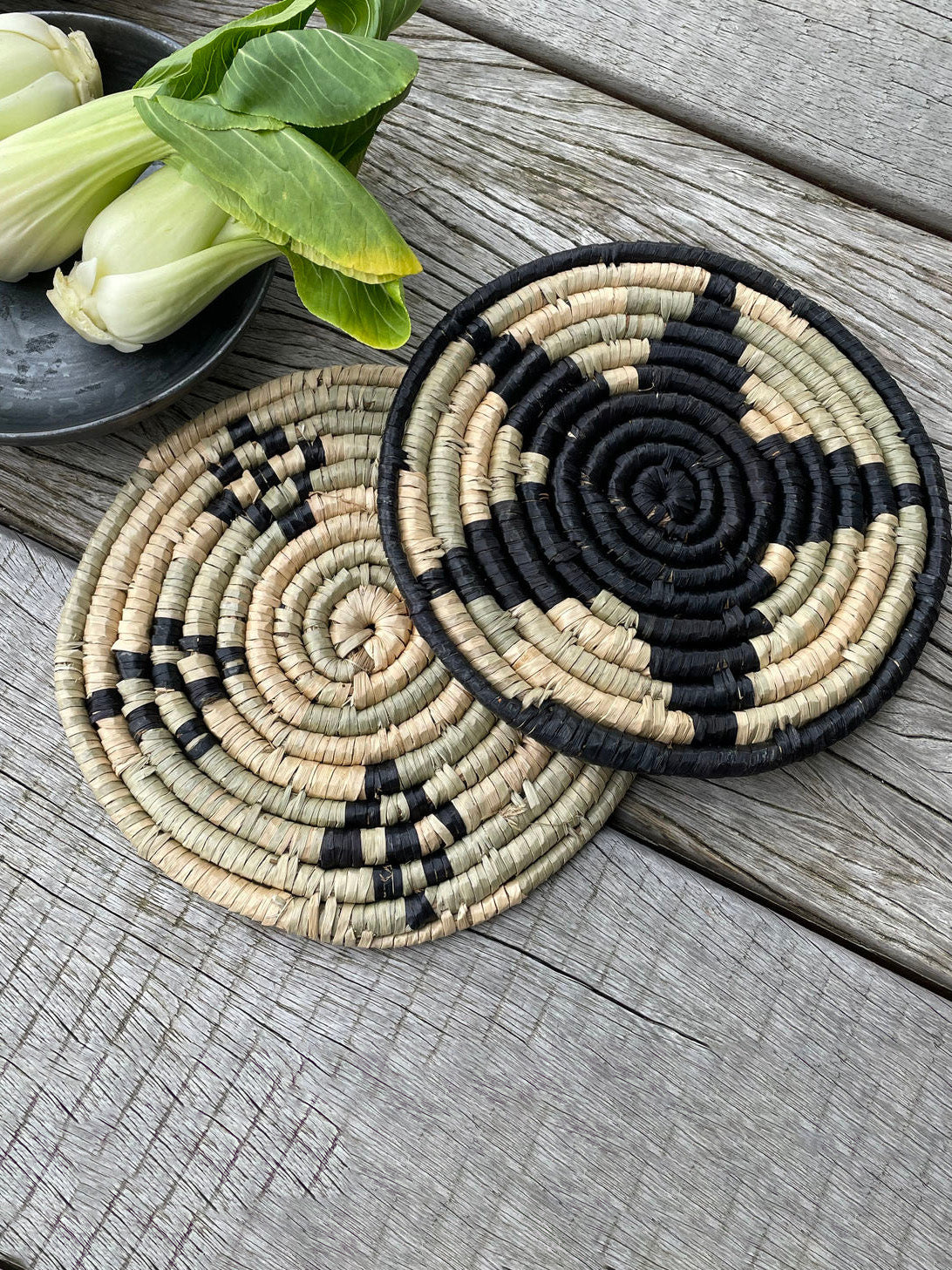 Trivet Thea, 2 styles