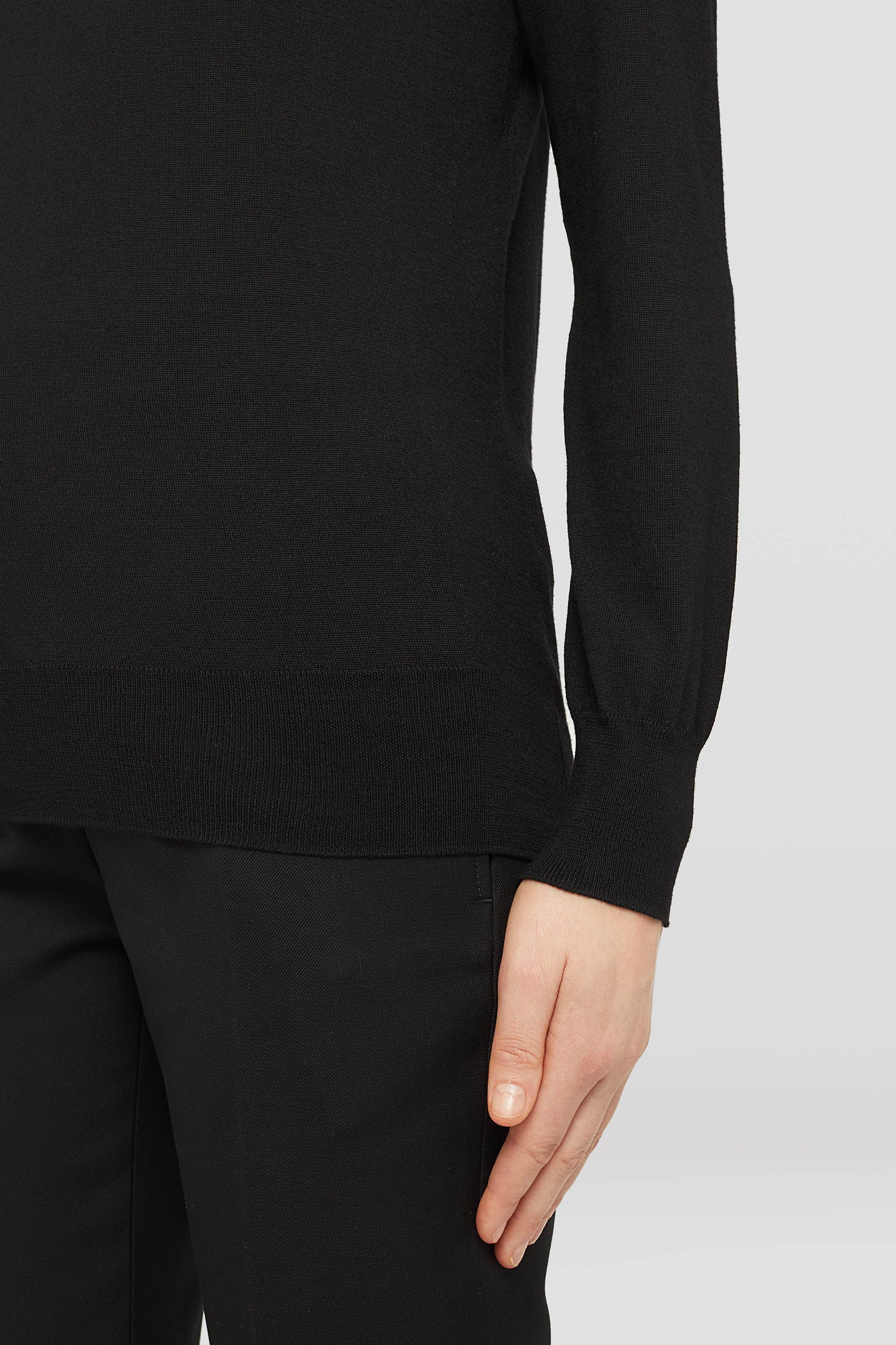 Lightweight Wool High-Neck Sweater, black