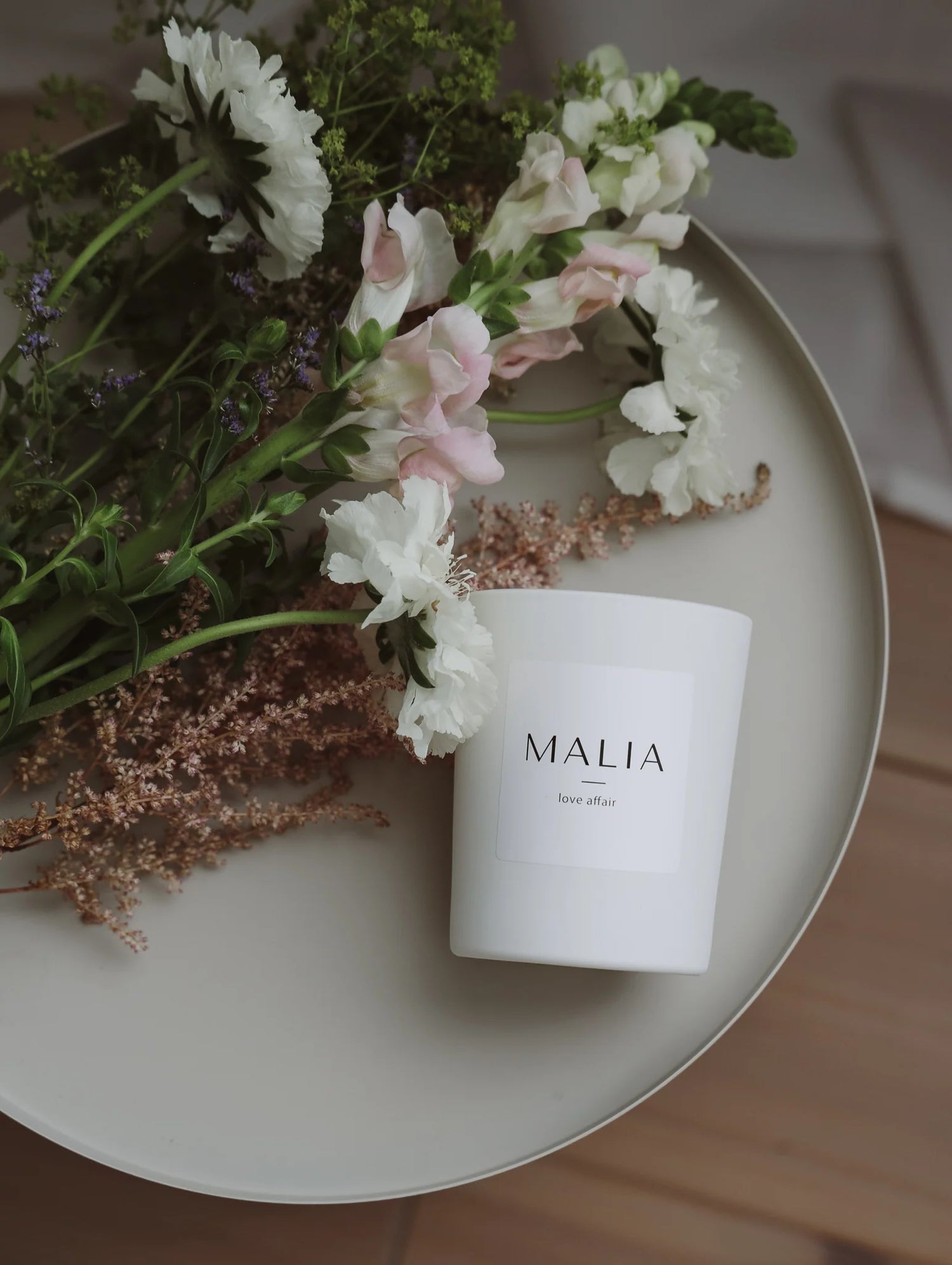 Love affair scented candle (180g)