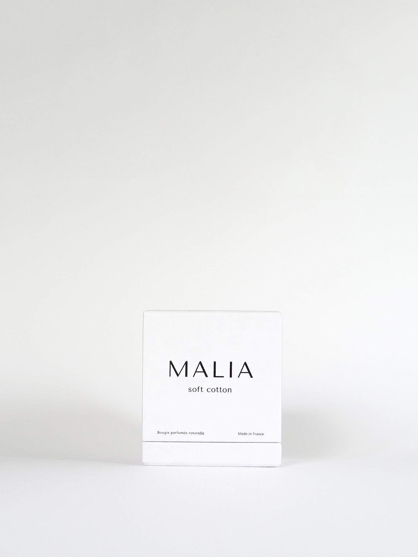 Soft cotton scented candle (180g)