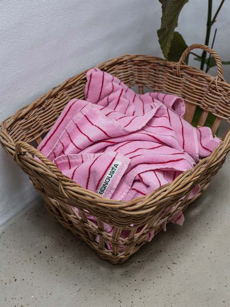 Naram guest towels, baby pink & ski patrol red