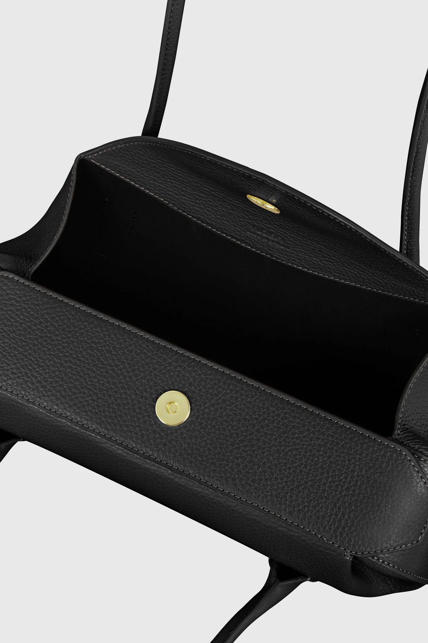 Oyster shoulder bag, black pebble grain leather