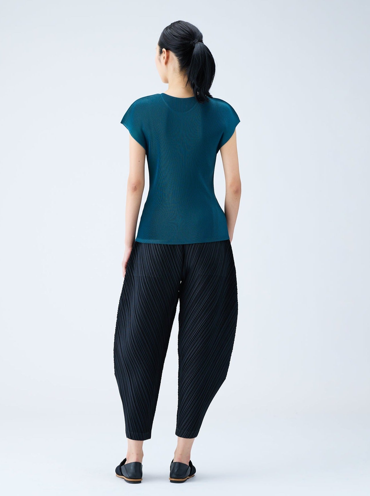 Pleats please trousers issey miyake