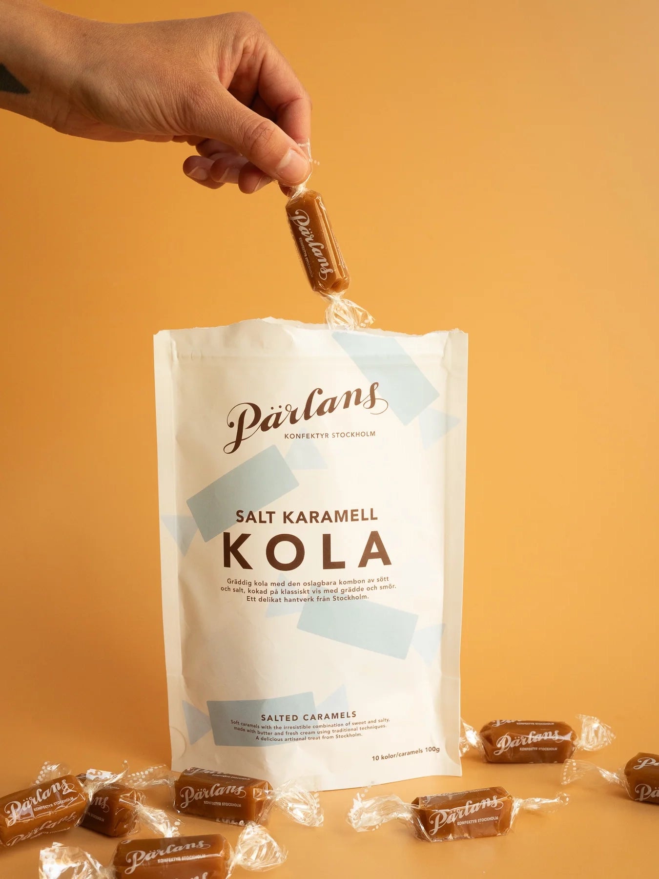 Salted caramels in a bag, 10 pieces