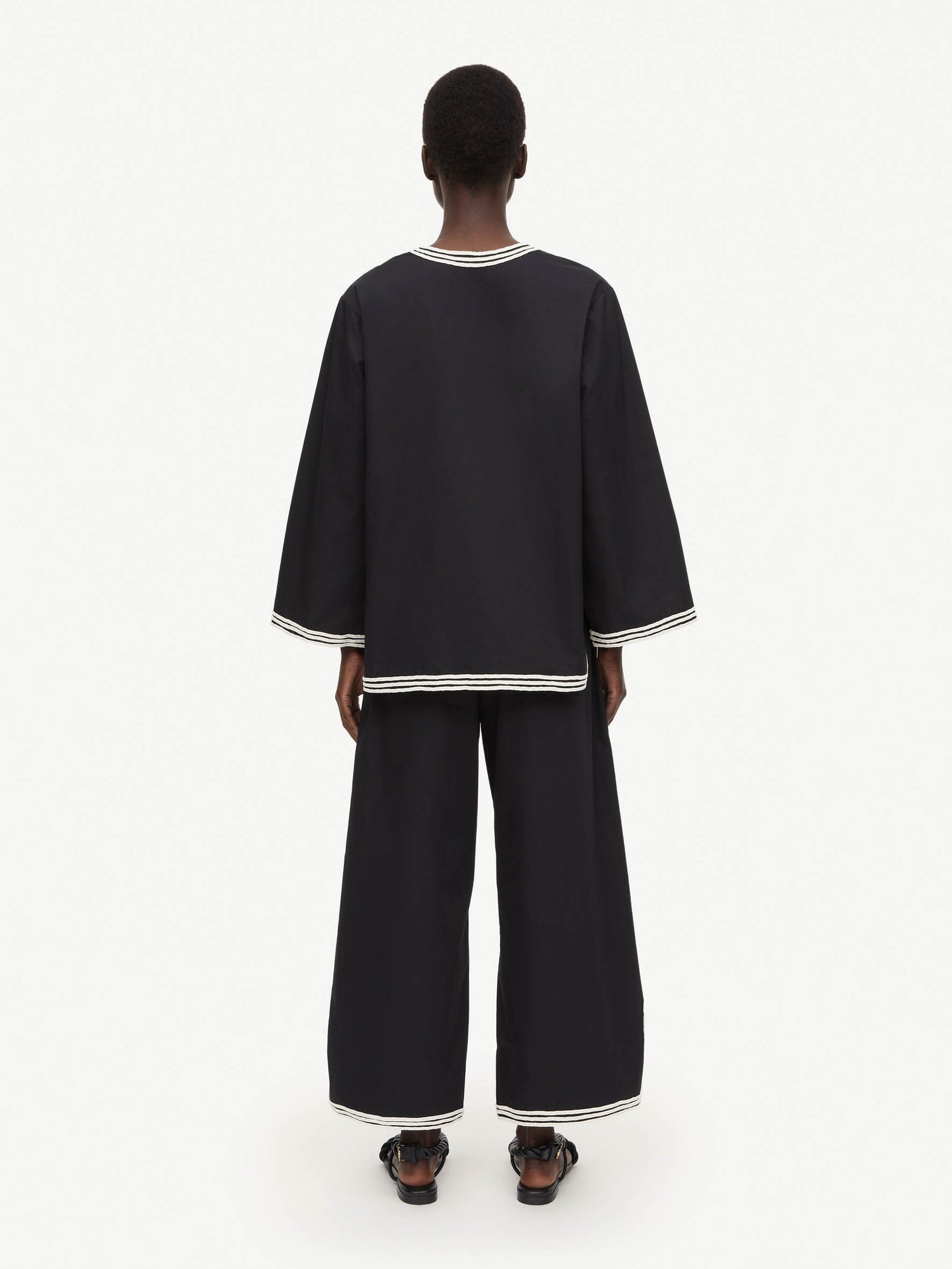 Myona kaftan-style blouse by Malene Birger. Sold at My o My Helsinki.