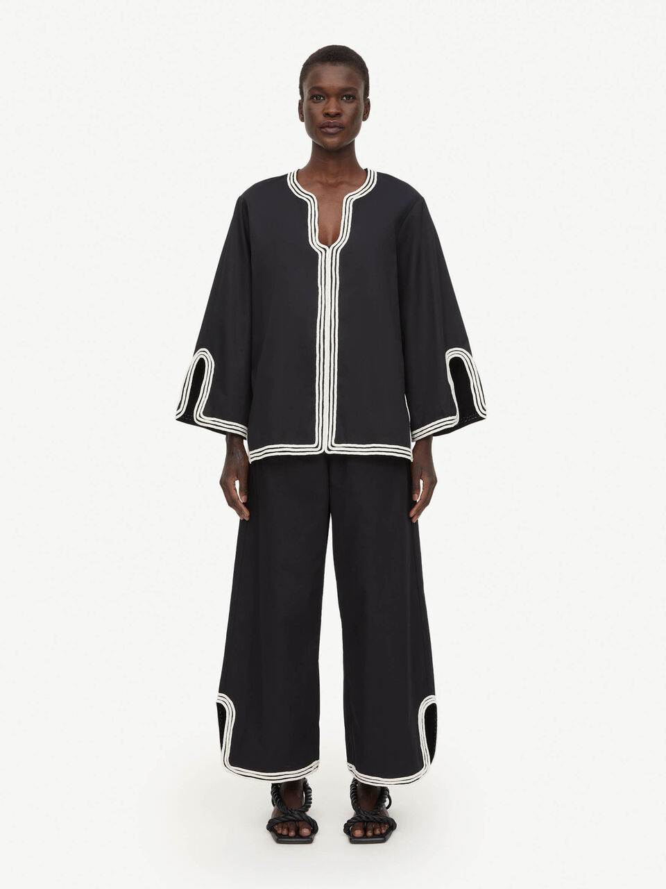 Myona kaftan-style blouse by Malene Birger. Sold at My o My Helsinki.