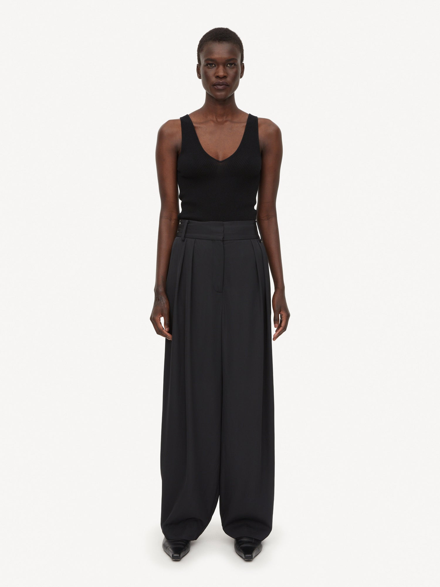 PISCALI mid-waist trousers, black