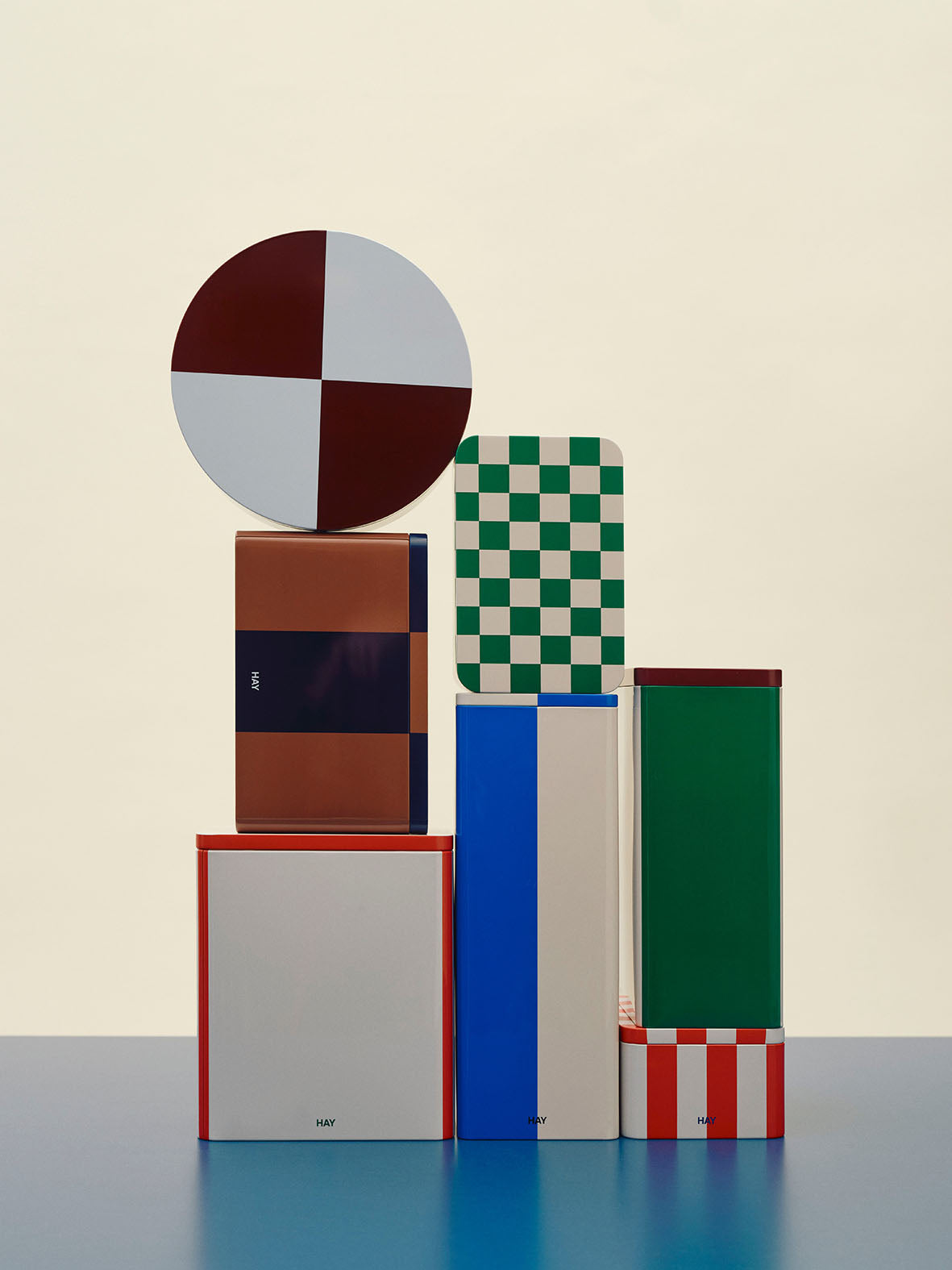 Tin M container, 2 colour combos