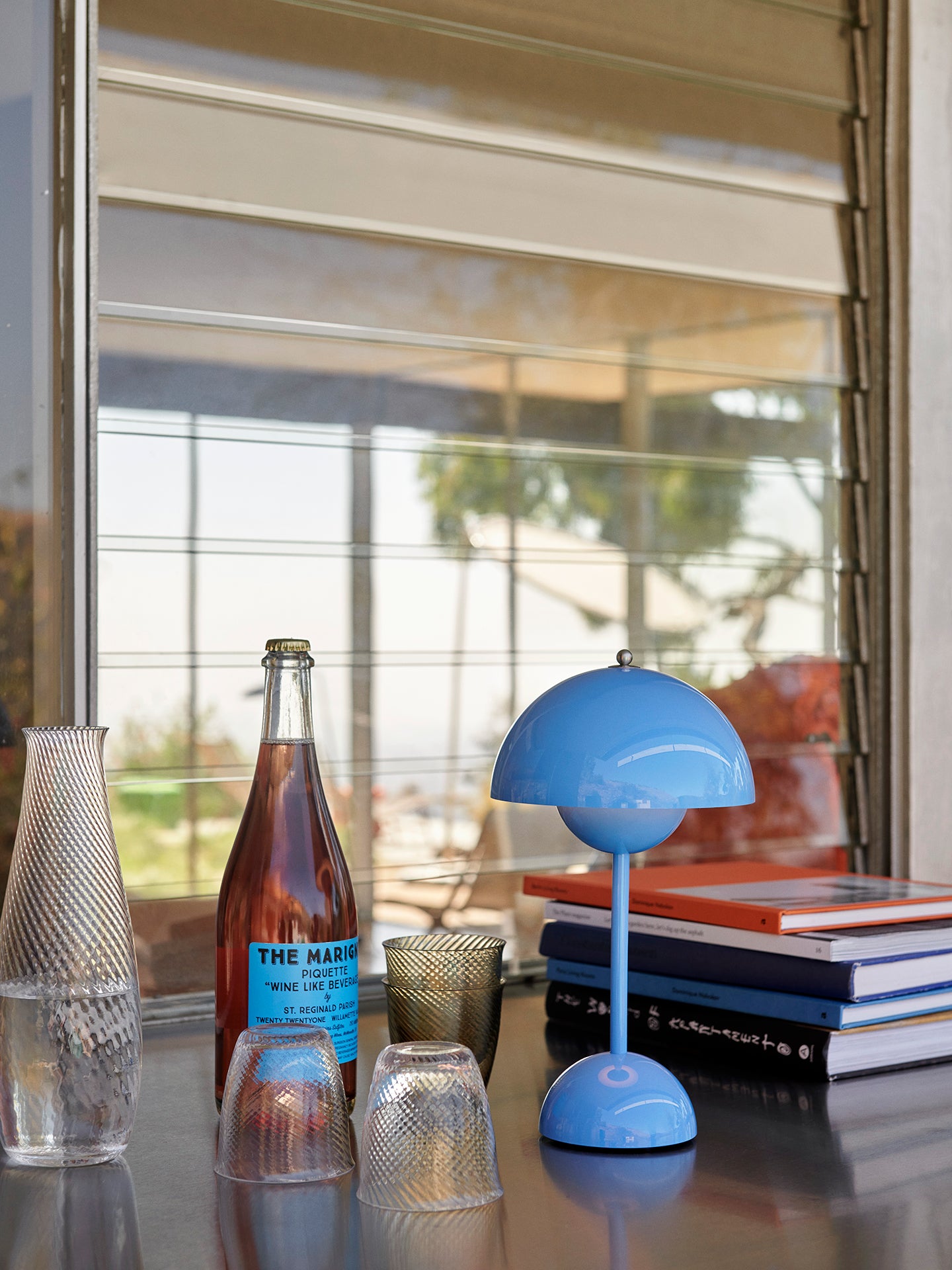 Flowerpot Portable Lamp VP9, Swim Blue