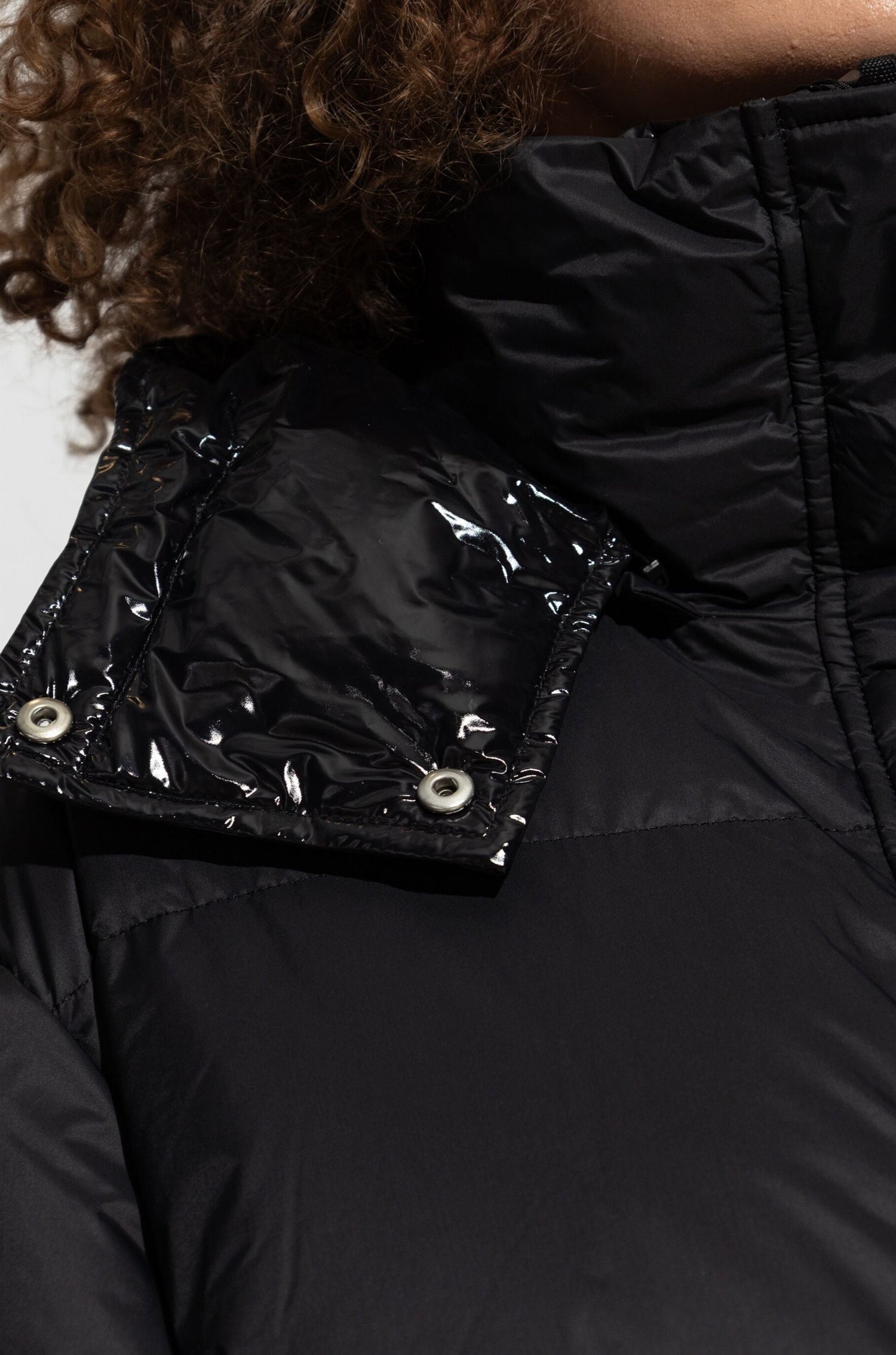 Reversible long mat/glossy down coat technical fabric, black