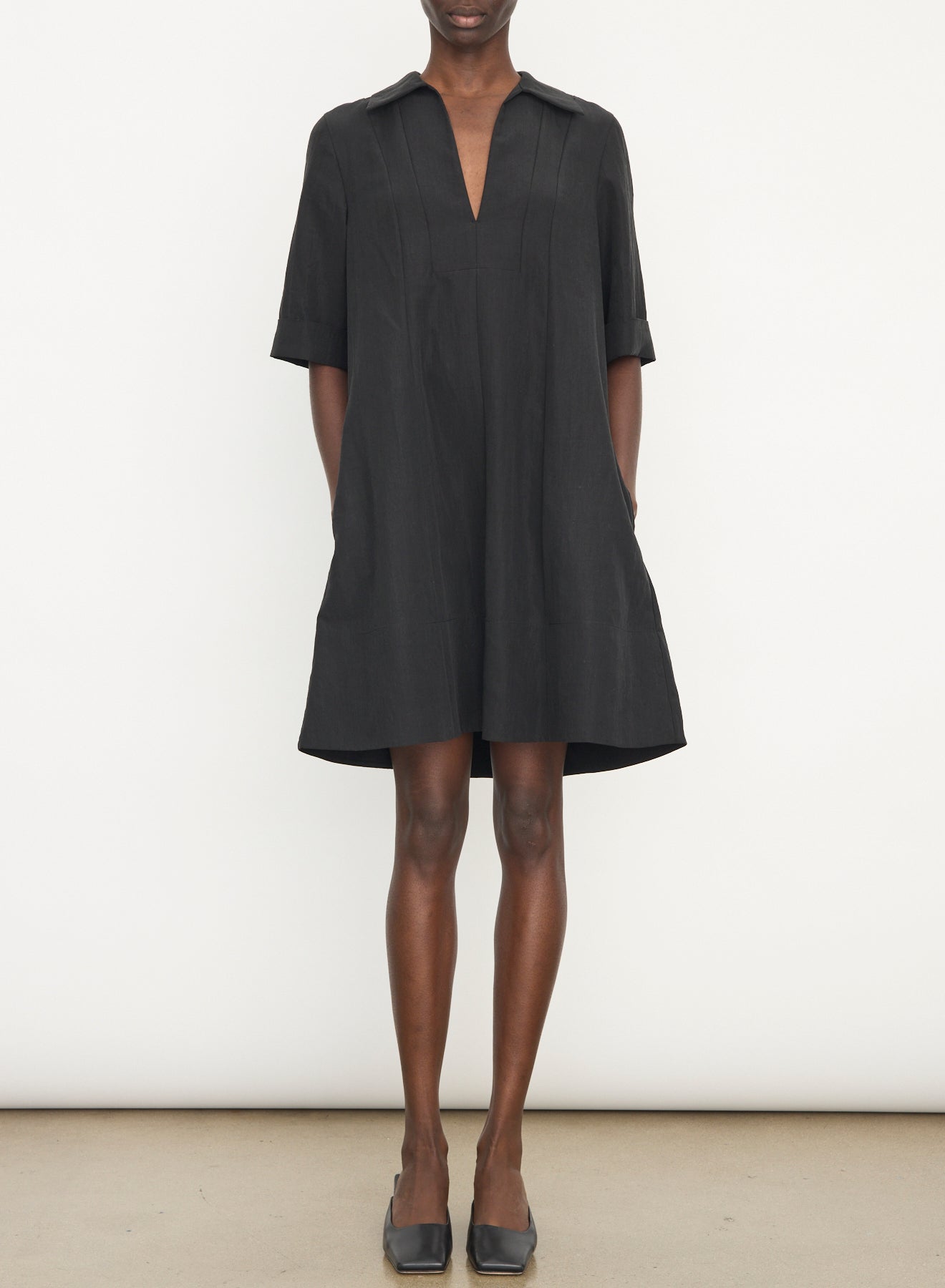 A-line short dress, black