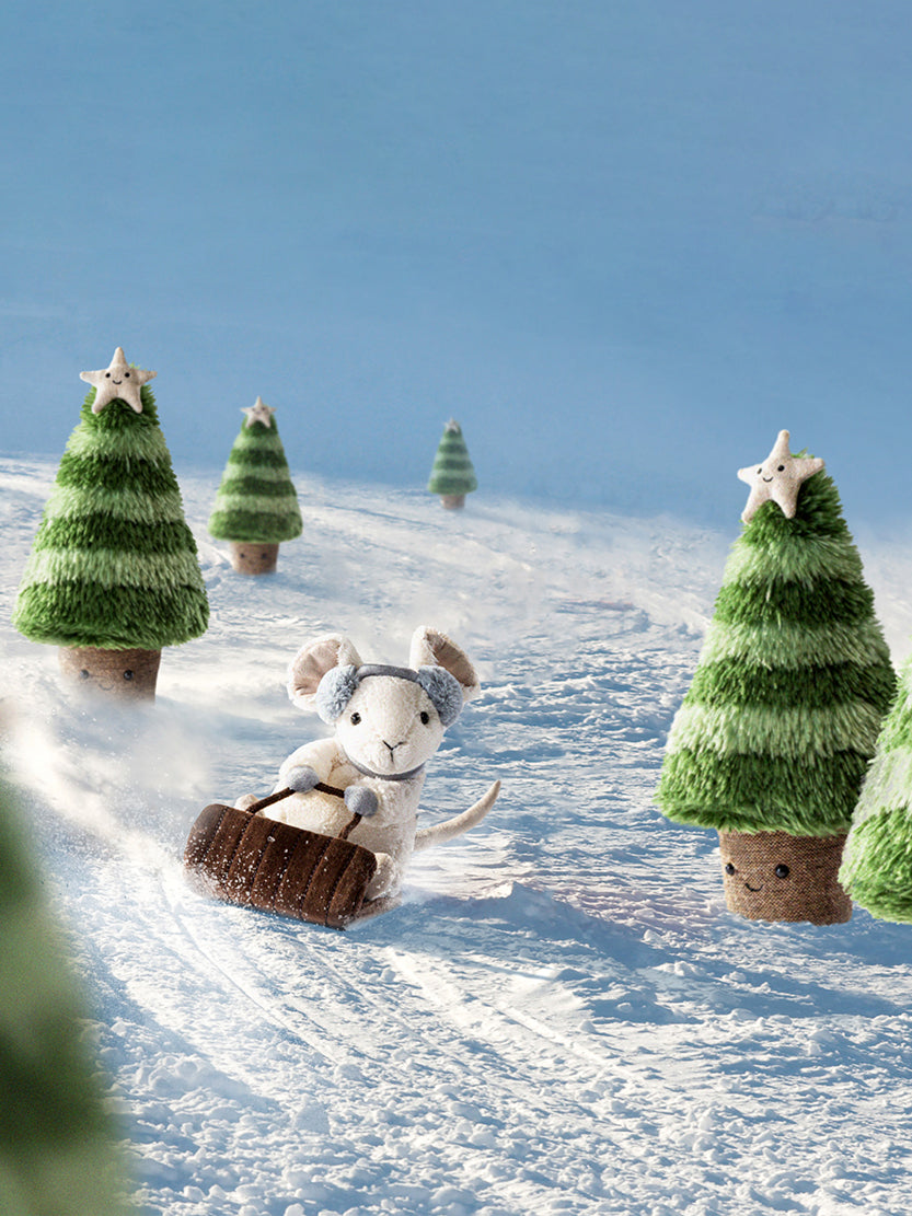 Merry Mouse Sleighing