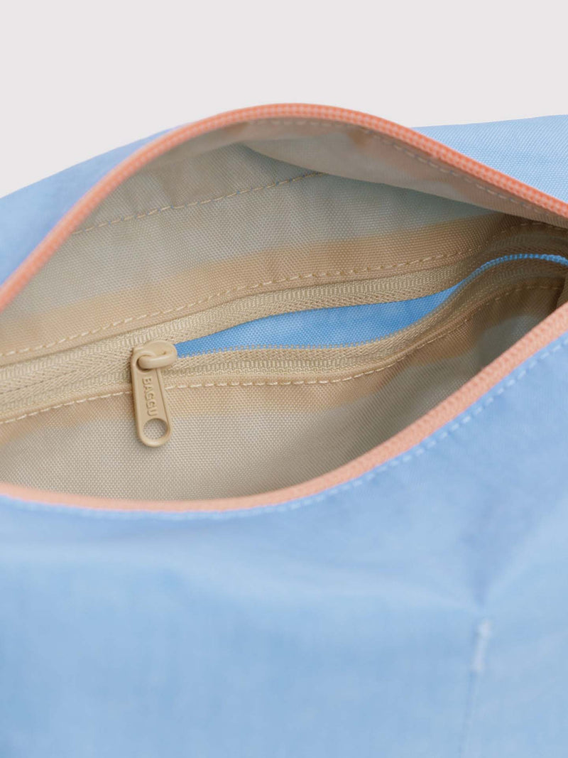 Toiletry kit, piscine mix