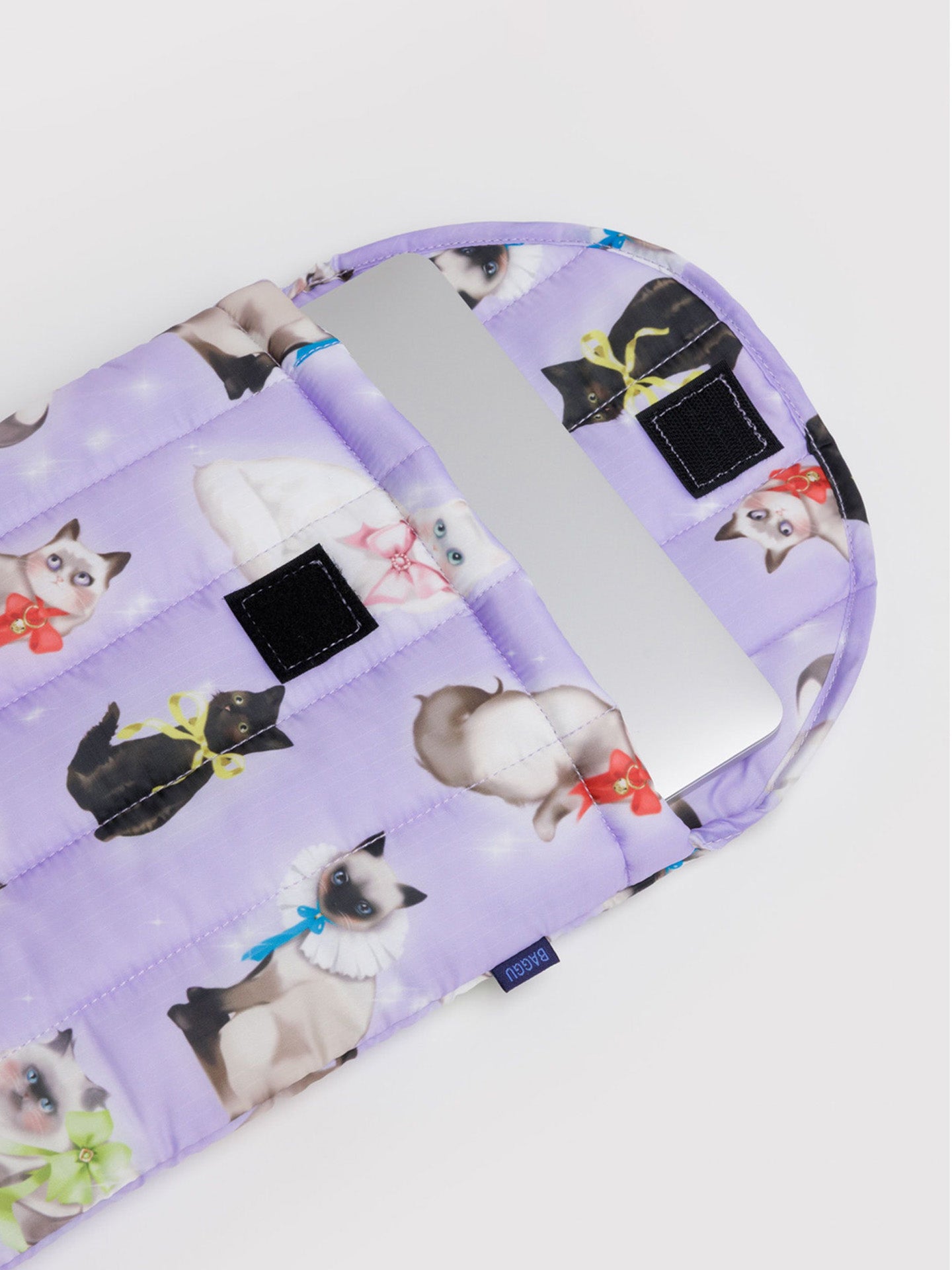 Puffy laptop sleeve 13