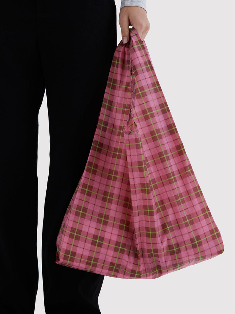 Standard Baggu shopping bag, azalea pink tartan