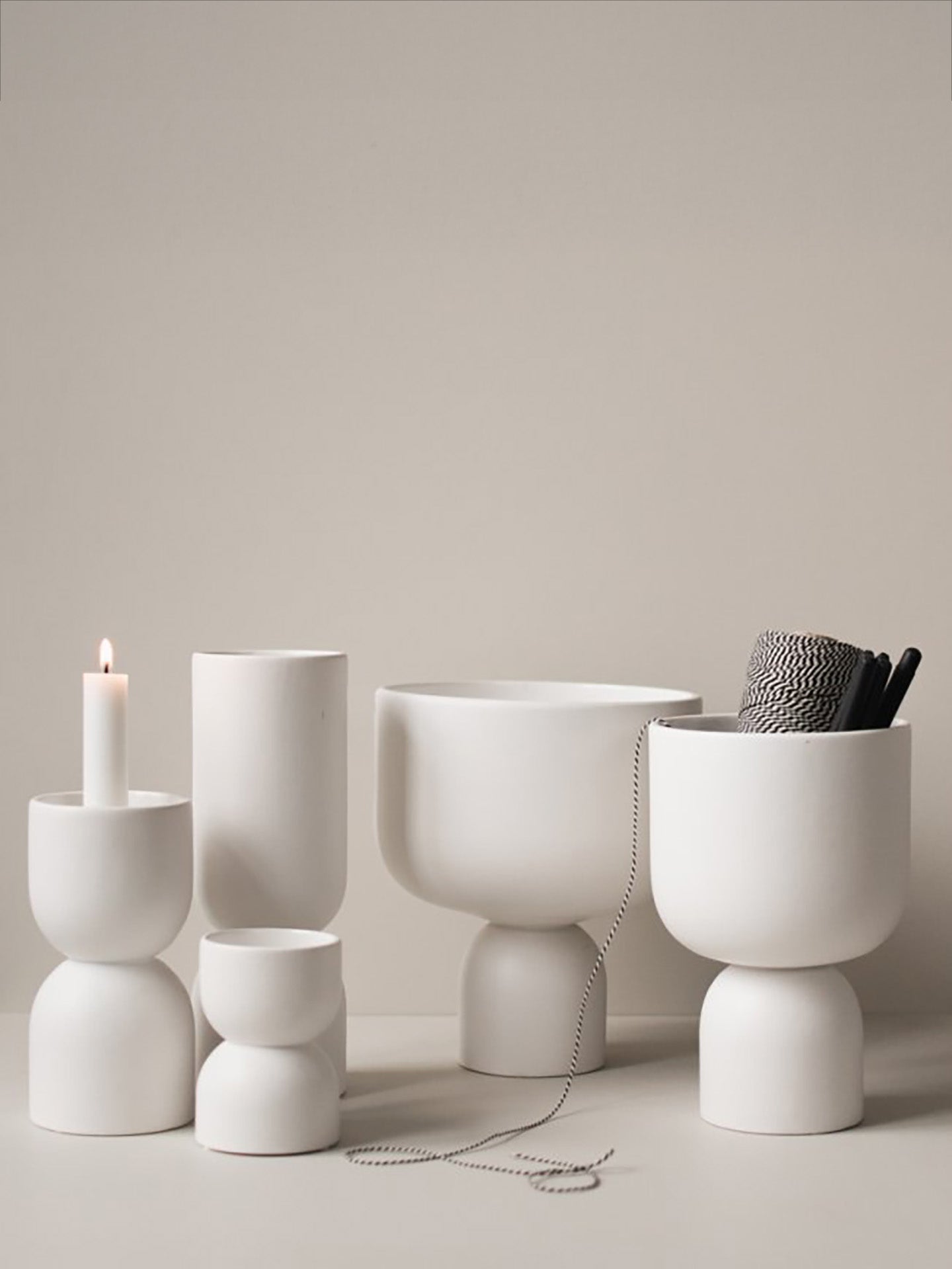 Post Large pot, white