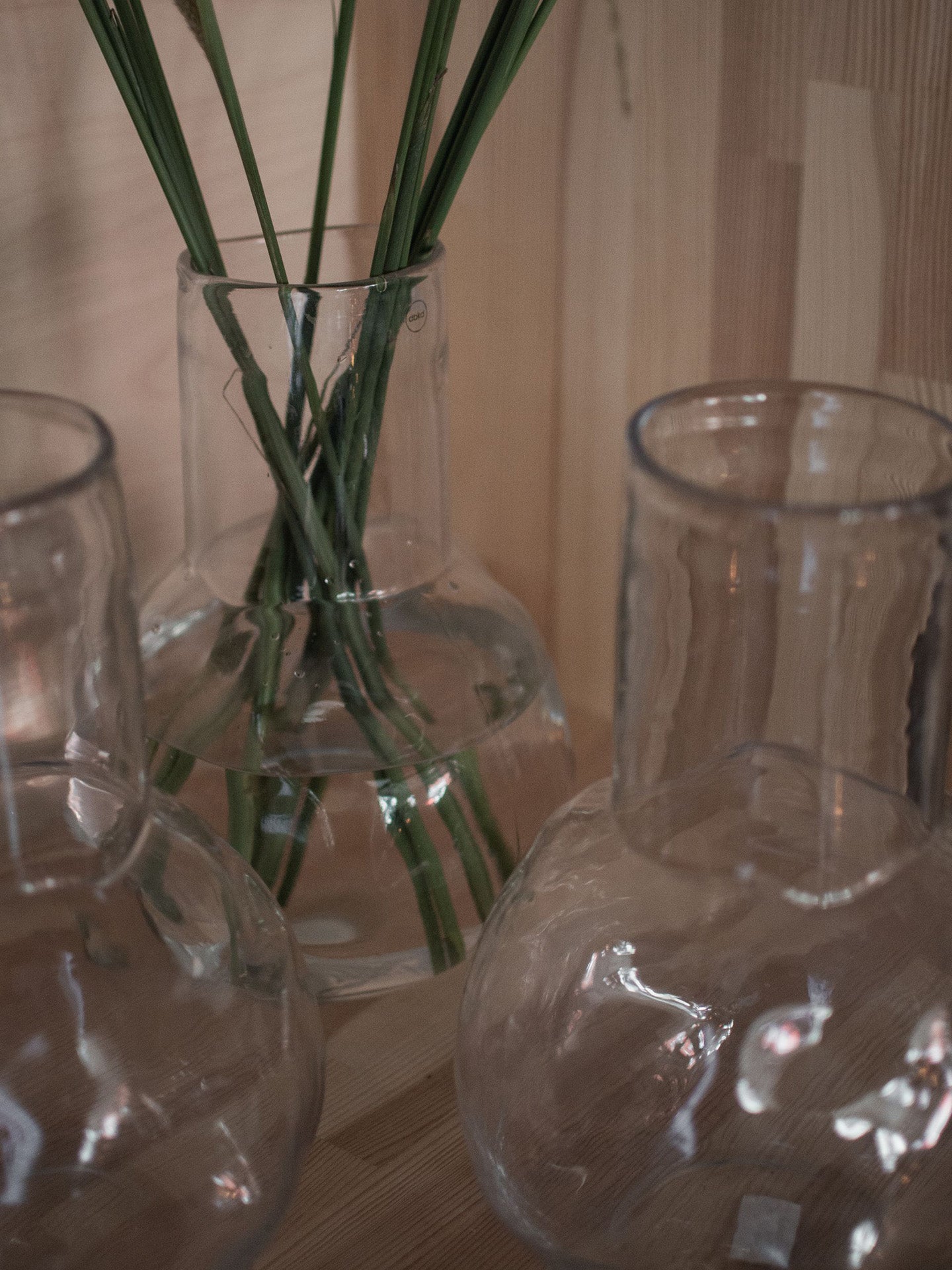 Bunch small glass vase, clear