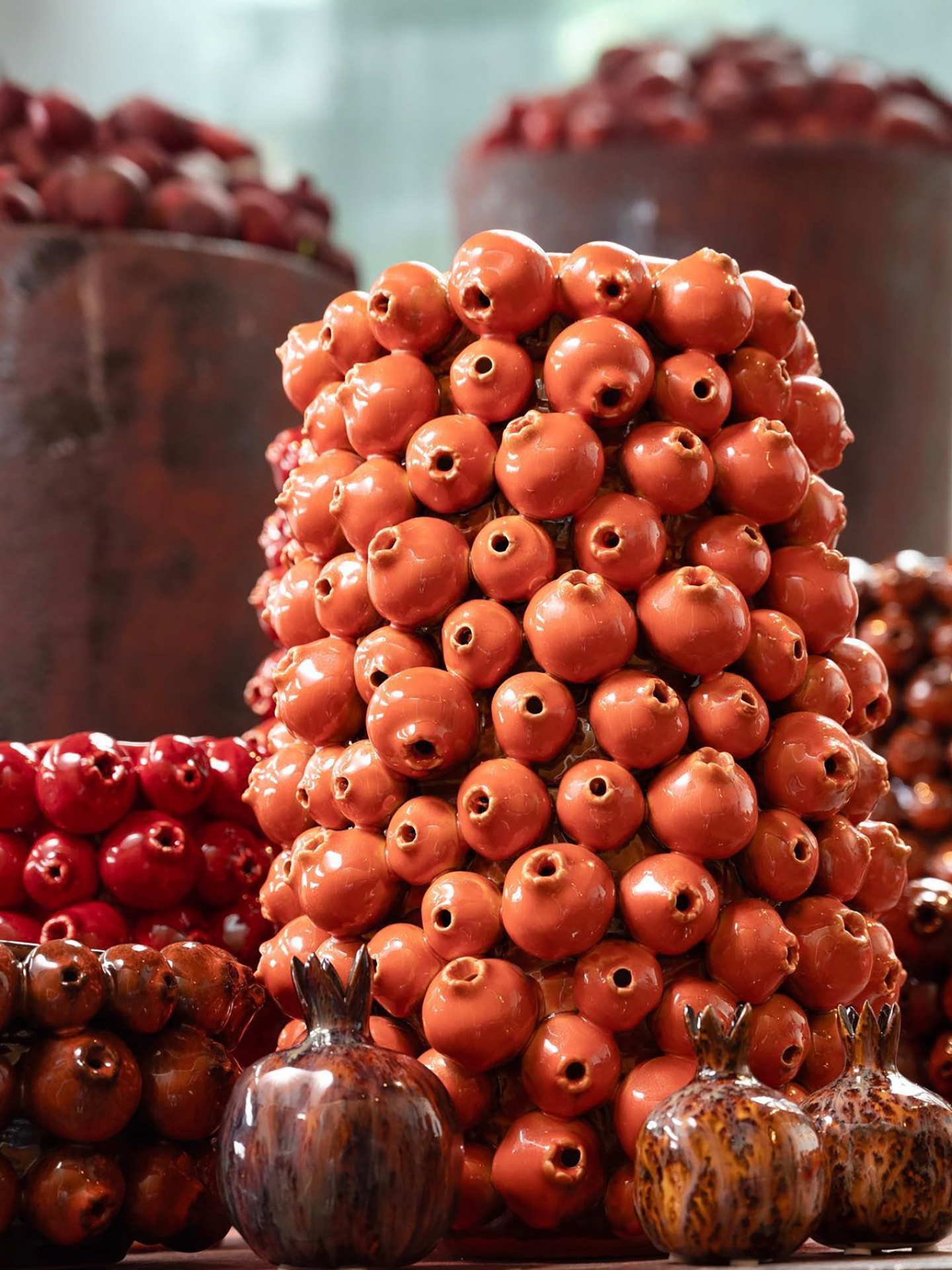 Pomegranate vase brown (16x18cm)