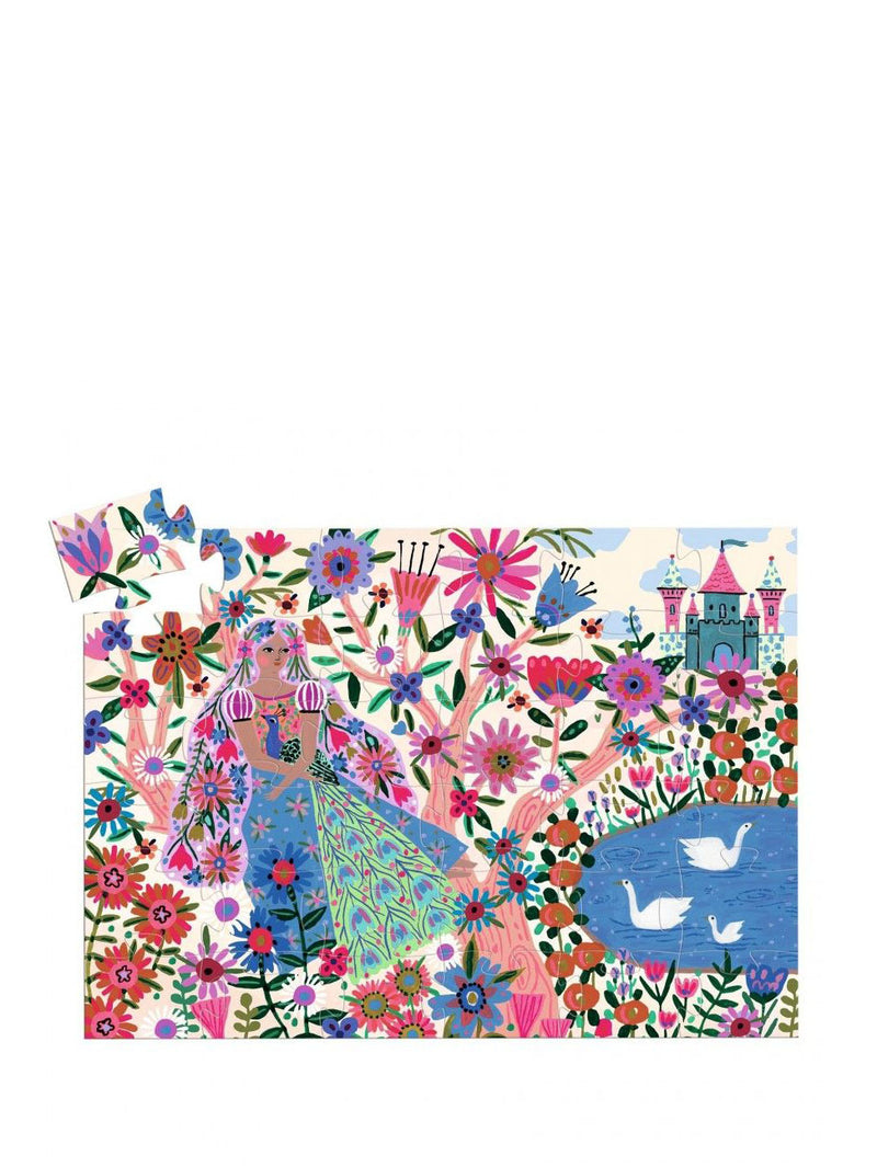 The princess and her peacock puzzle (36 pieces)
